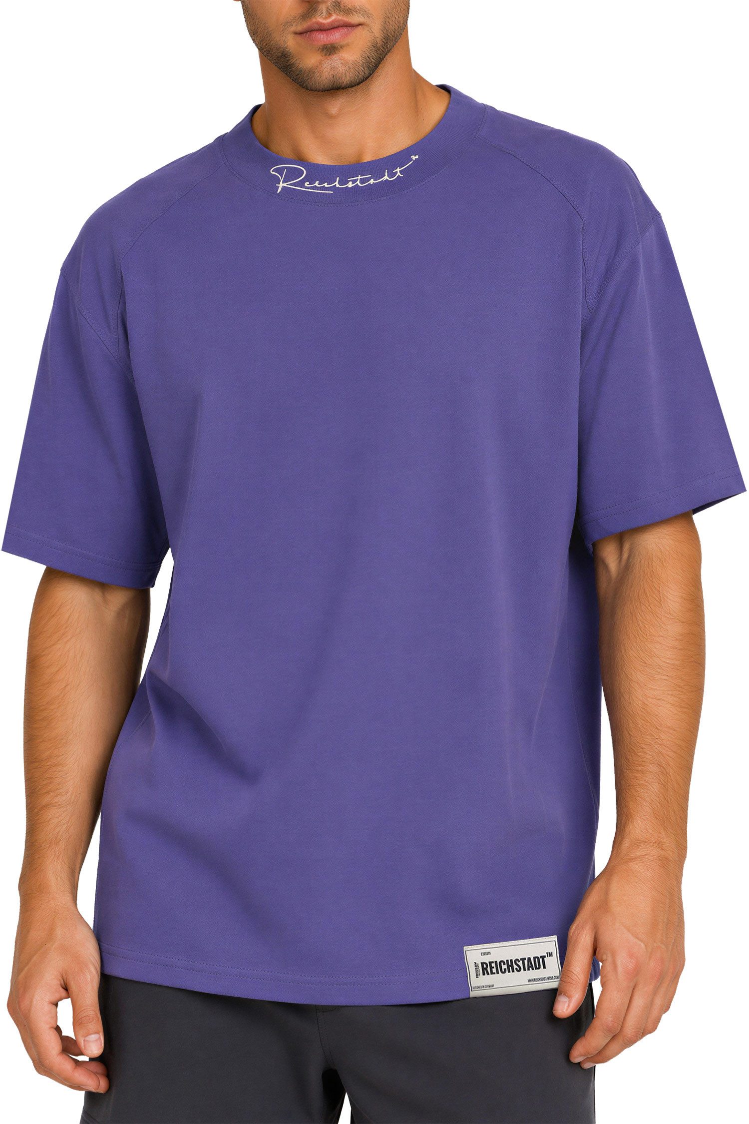 Reichstadt Oversize-Shirt Herren Relaxed Fit Kurzarmshirt 23RS041 mit Stitching am Kragen