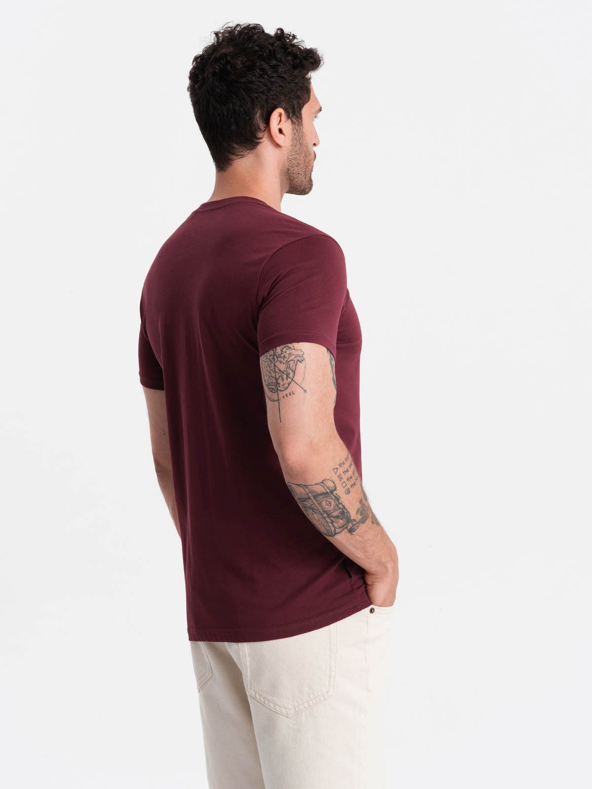 OMBRE T-Shirt Klassisches Herren-T-Shirt mit V-Ausschnitt aus Baumwolle BASIC