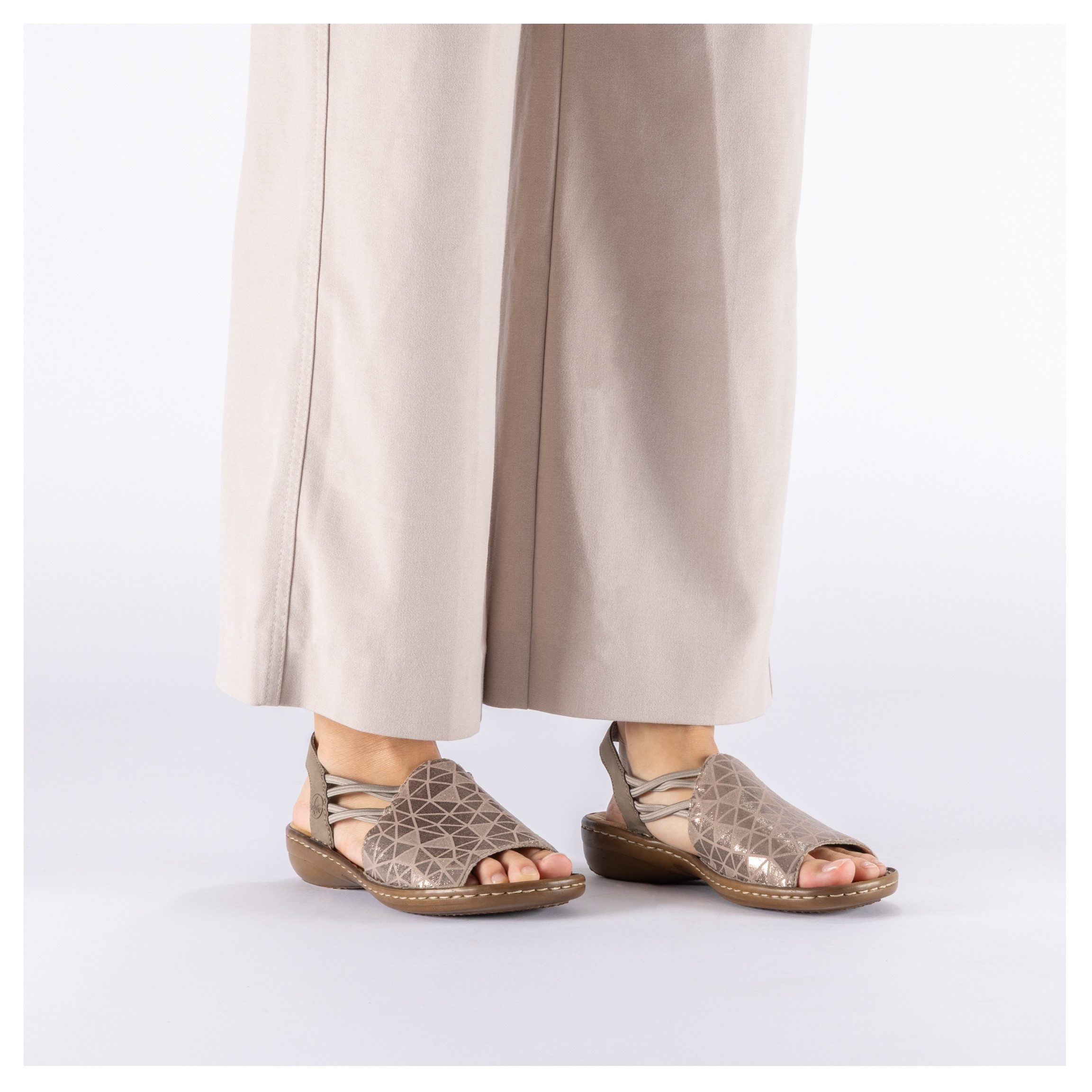 Rieker Sandale Sommerschuh, Sandalette, Keilabsatz, mit Gummizugbändern