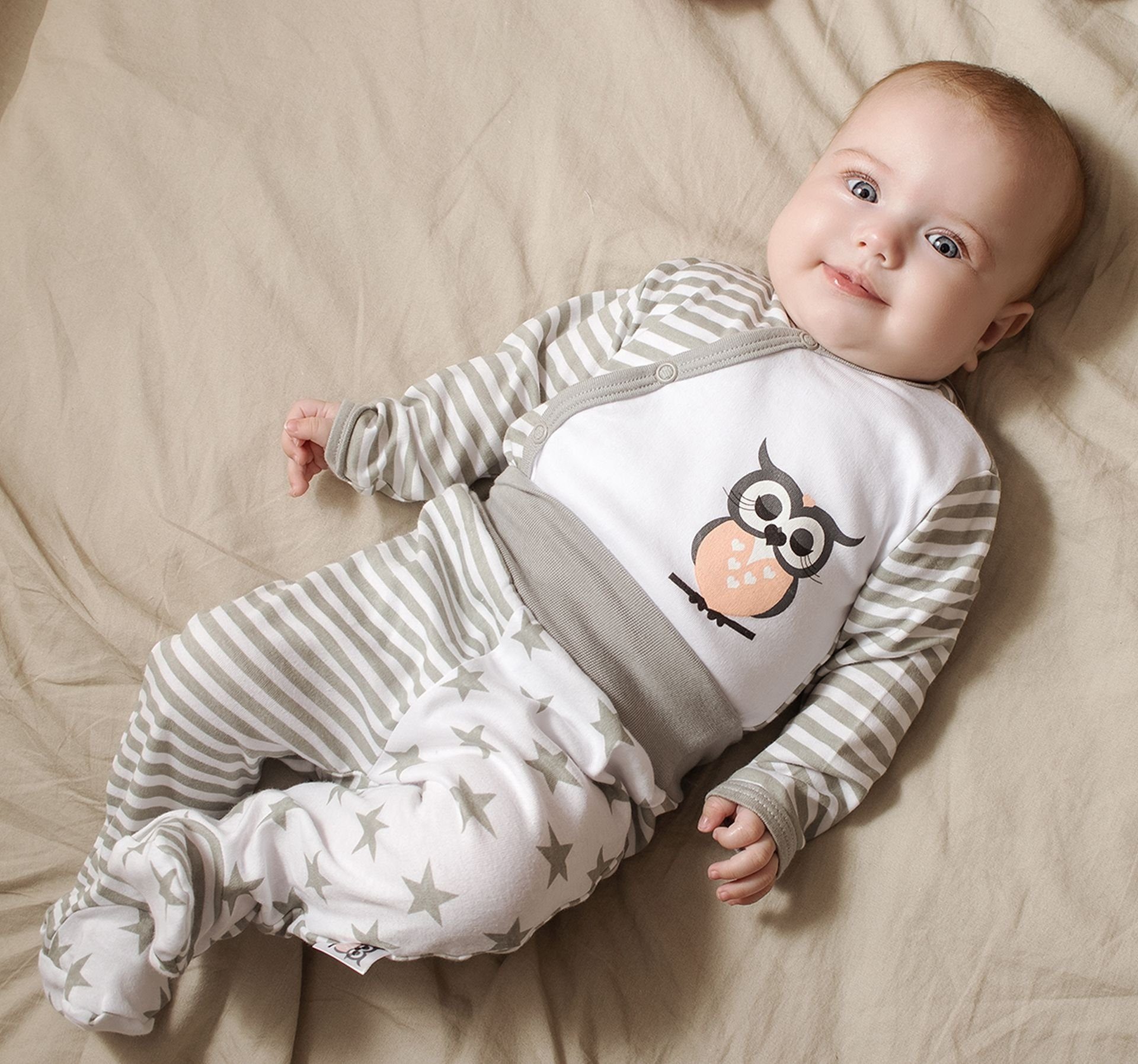 Makoma Neugeborene für Mädchen Eule Streifen mit Wickeloptik praktischer Druckknopfleiste Baby (1-tlg) Langarmbody Body in