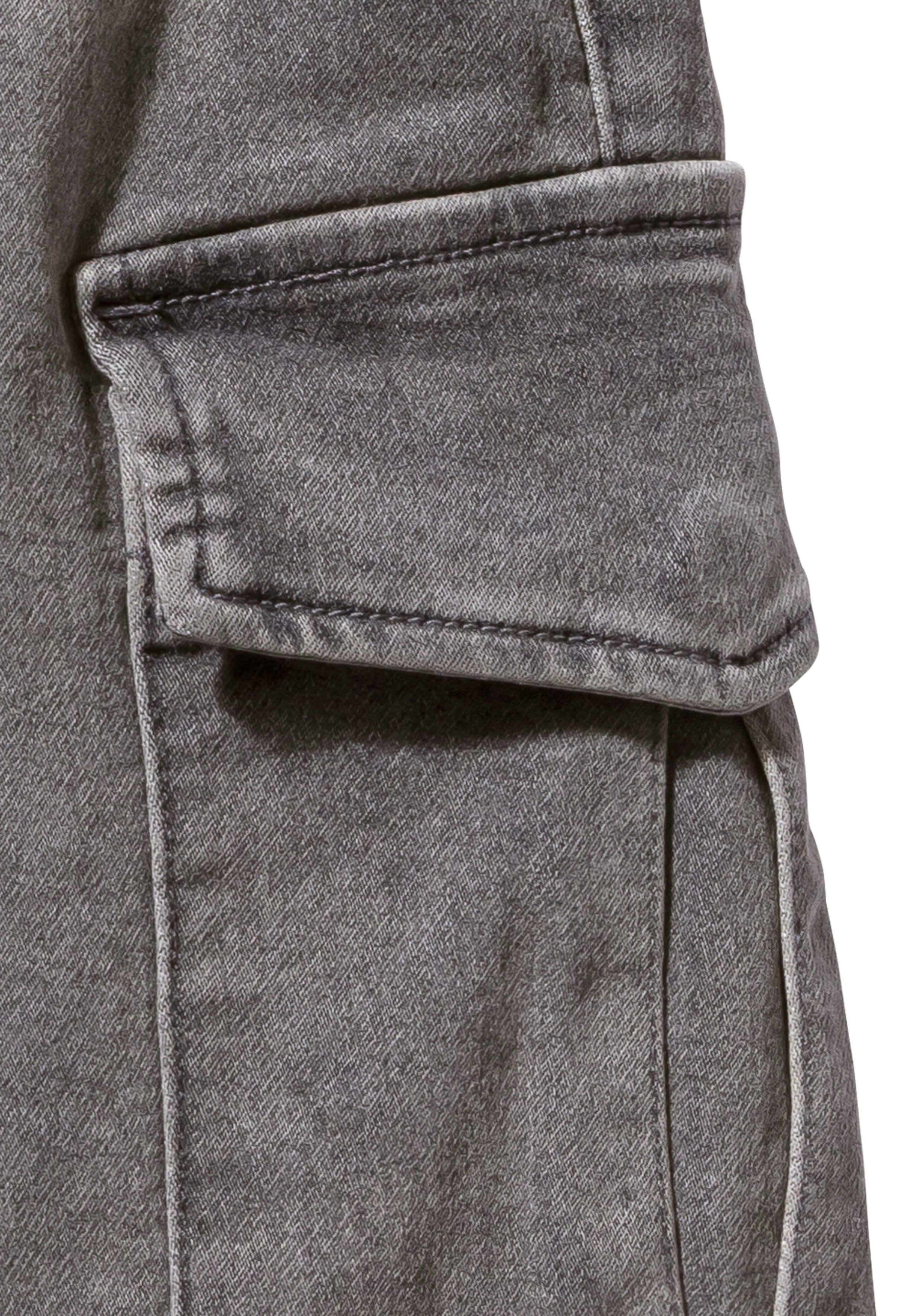 John Devin Shorts Bermuda, kurze Jogger Pants mit Cargotaschen, knielang, elastische Schlupf-Bermuda