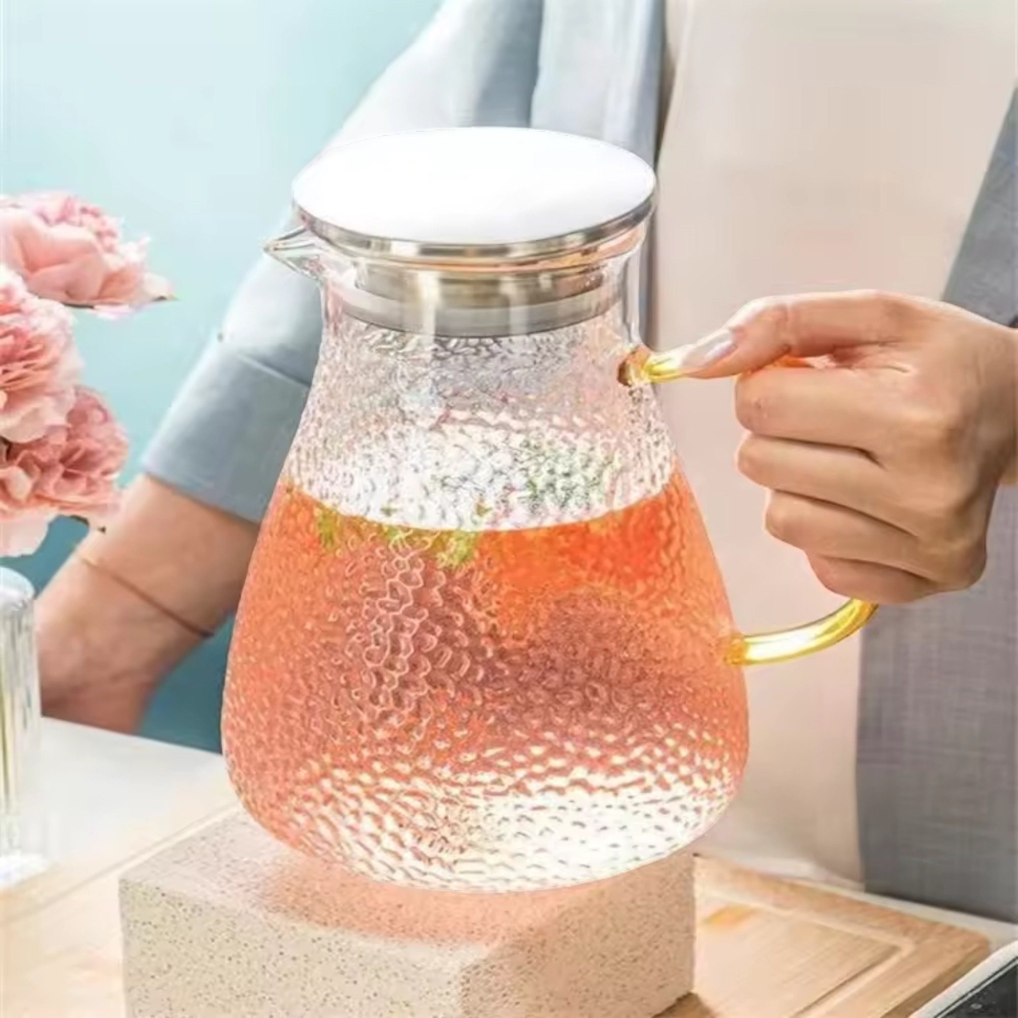 ROY Teekanne 1500ml Glaskaraffe mit Ausguss, elegant, 1.50 l, (Einzelstück, 1-St., mit Deckel, für heiße & kalte Getränke), hitzebeständig, aus Borosilikatglas, spülmaschinengeeignet, BPA-frei