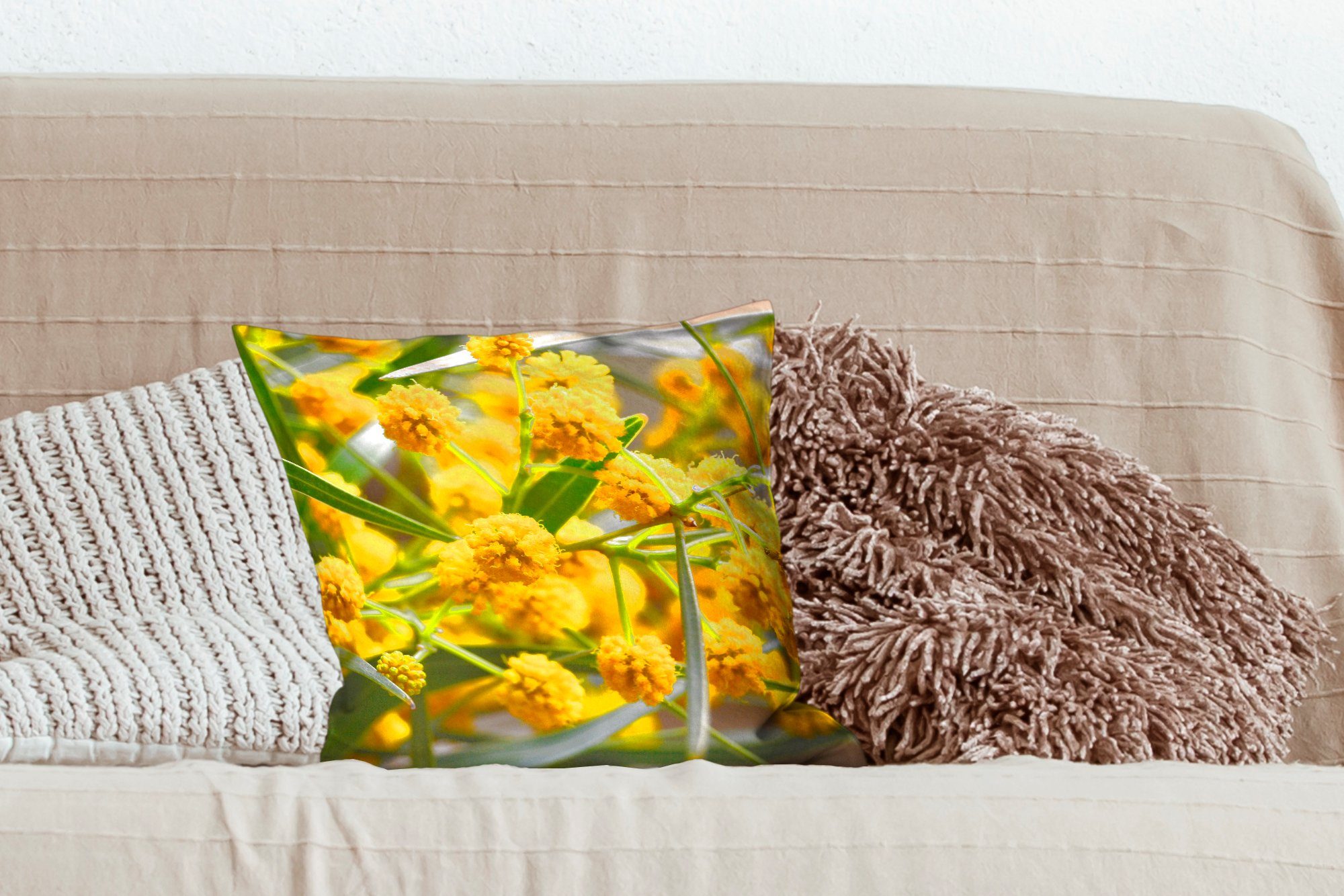Schlafzimmer, für MuchoWow Deko, im Zierkissen Wohzimmer, Frühling, Dekokissen Sofakissen Füllung Mimosenblüten mit