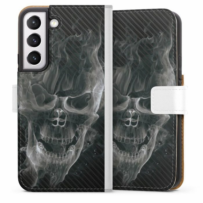 DeinDesign Handyhülle Totenkopf Schädel Carbon Smoke Skull Carbon Samsung Galaxy S22 Hülle Handy Flip Case Wallet Cover