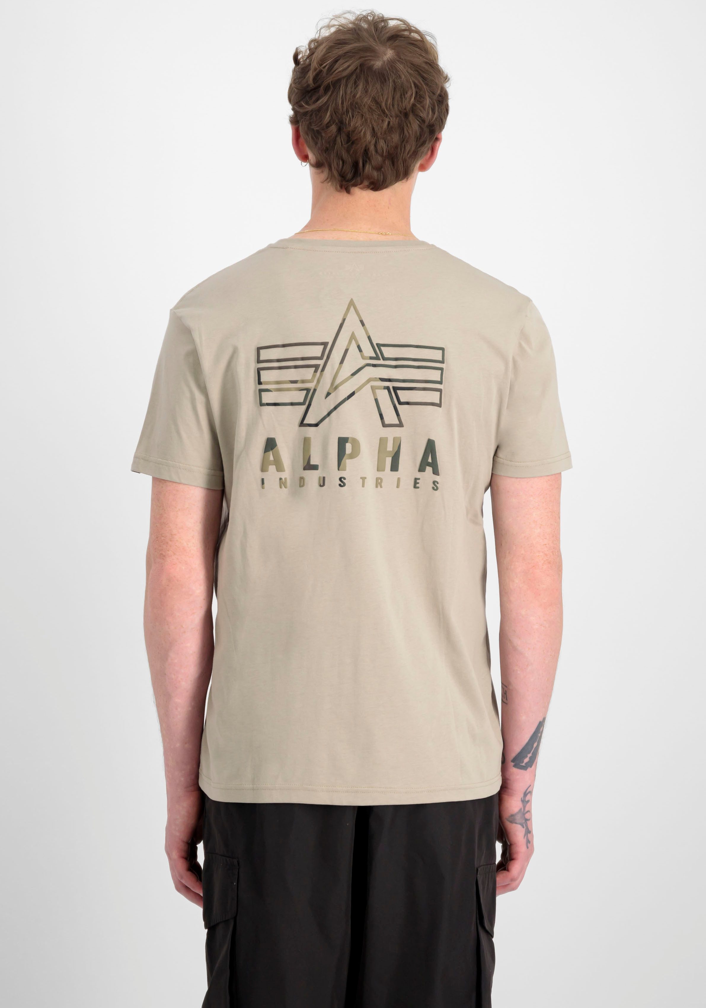 Alpha Industries Rundhalsshirt Camo Logo Puff günstig online kaufen