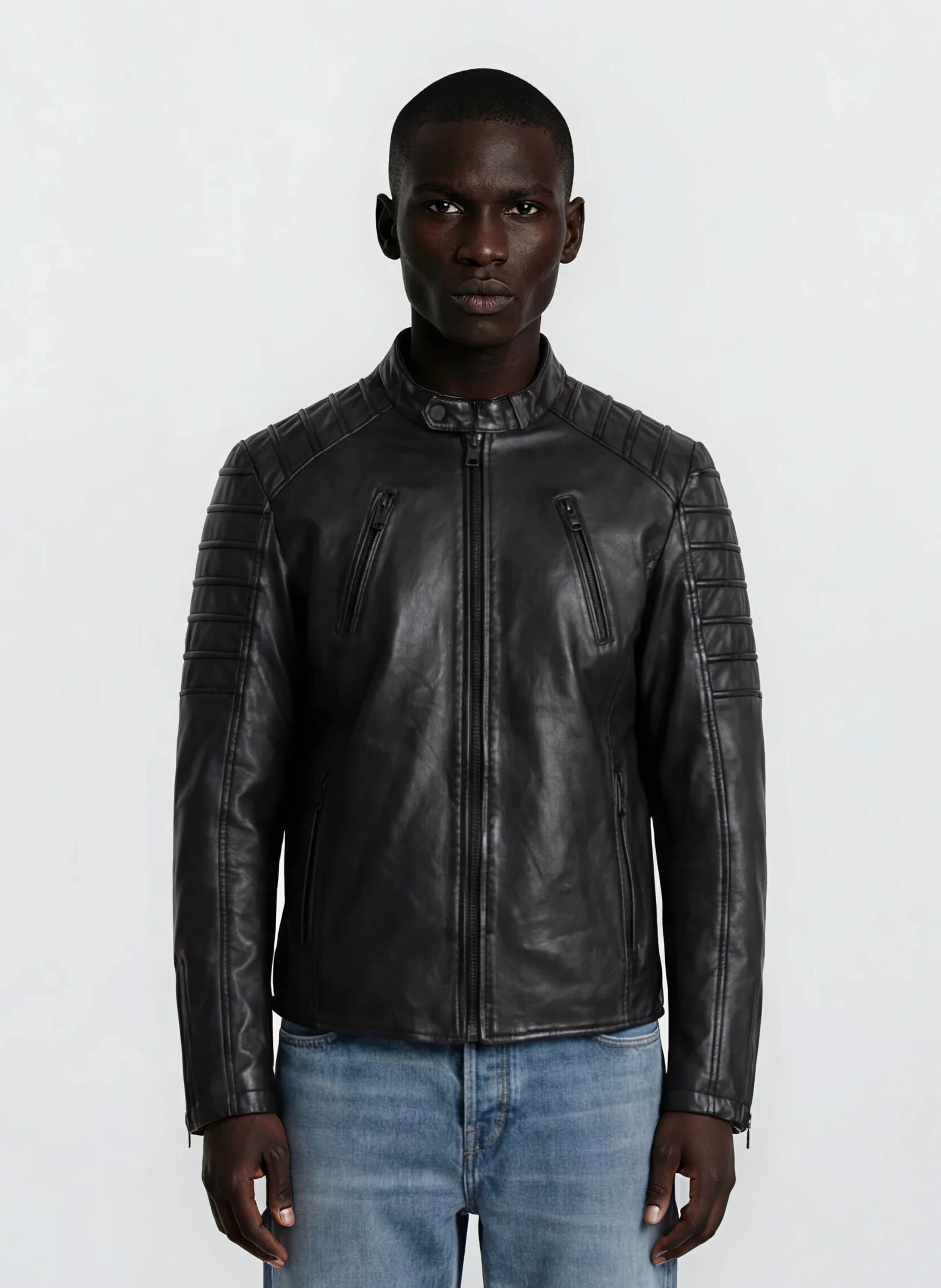 trueprodigy Lederjacke Dash Paspelierte Details an der Schulter und Logo Applikation