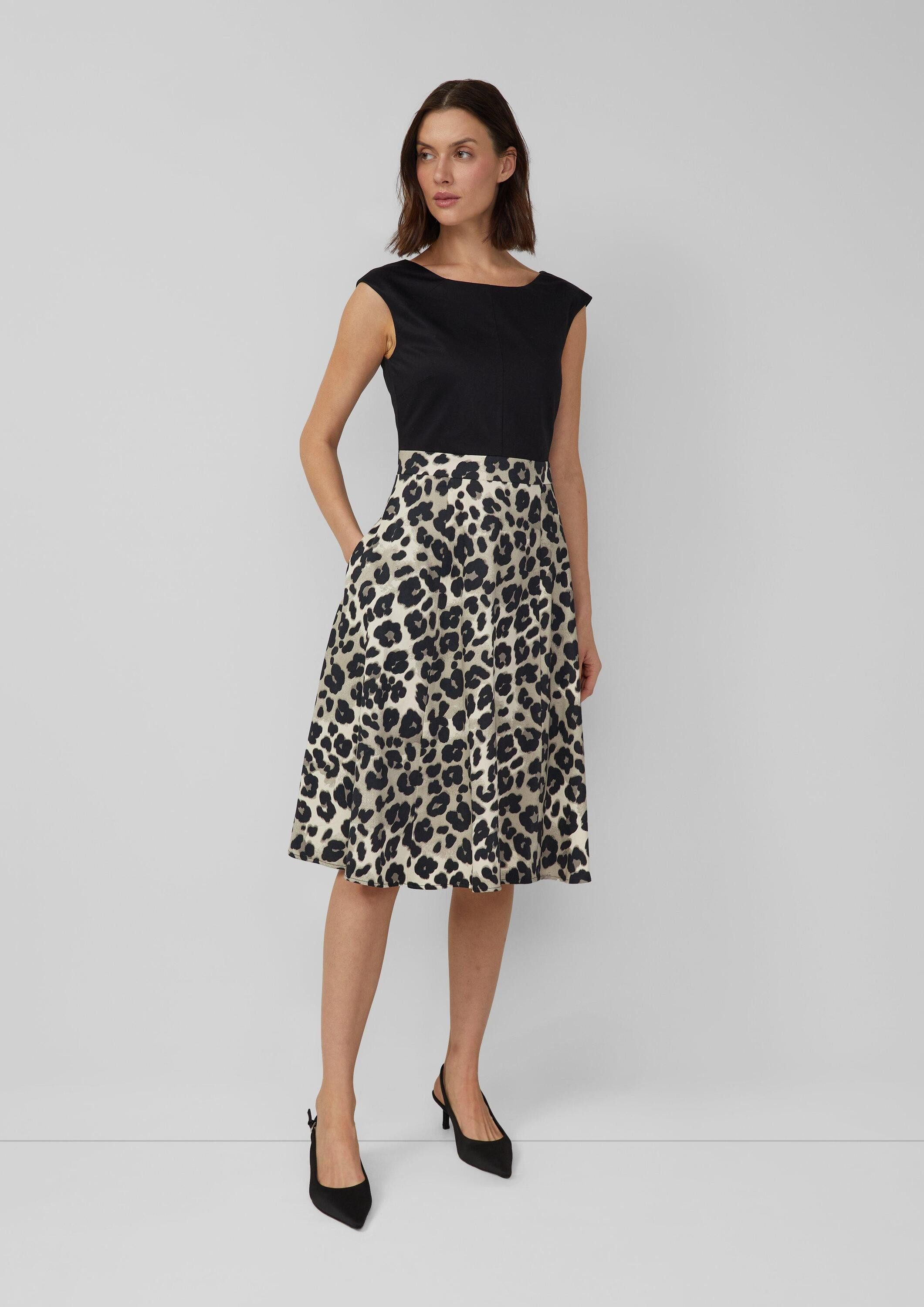 s.Oliver Midikleid Kleid Ausgestelltes Etuikleid mit Leo-Rock günstig online kaufen