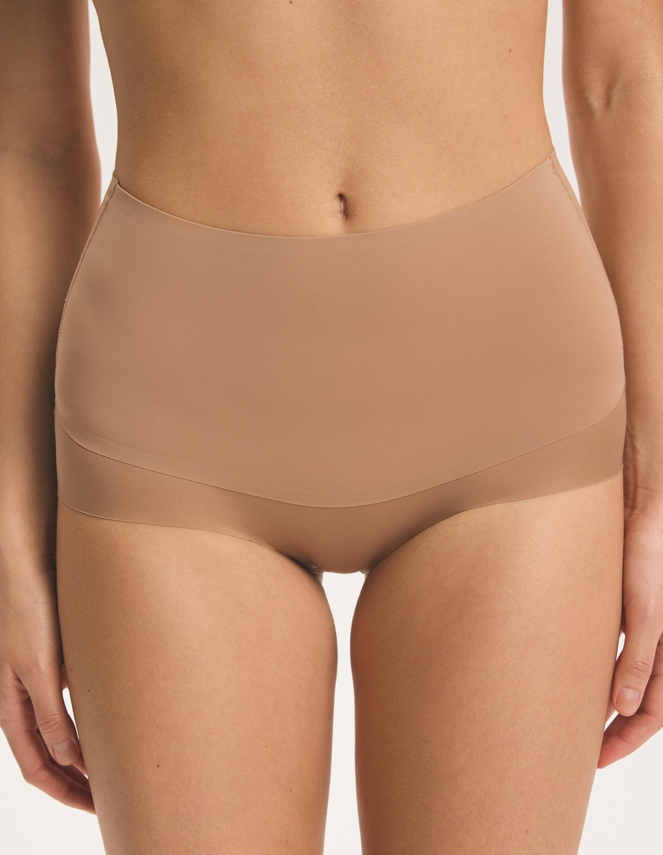ESOTIQ Miederhose Miederhose Slim, starker Shaping Effekt, glatte Microfaser