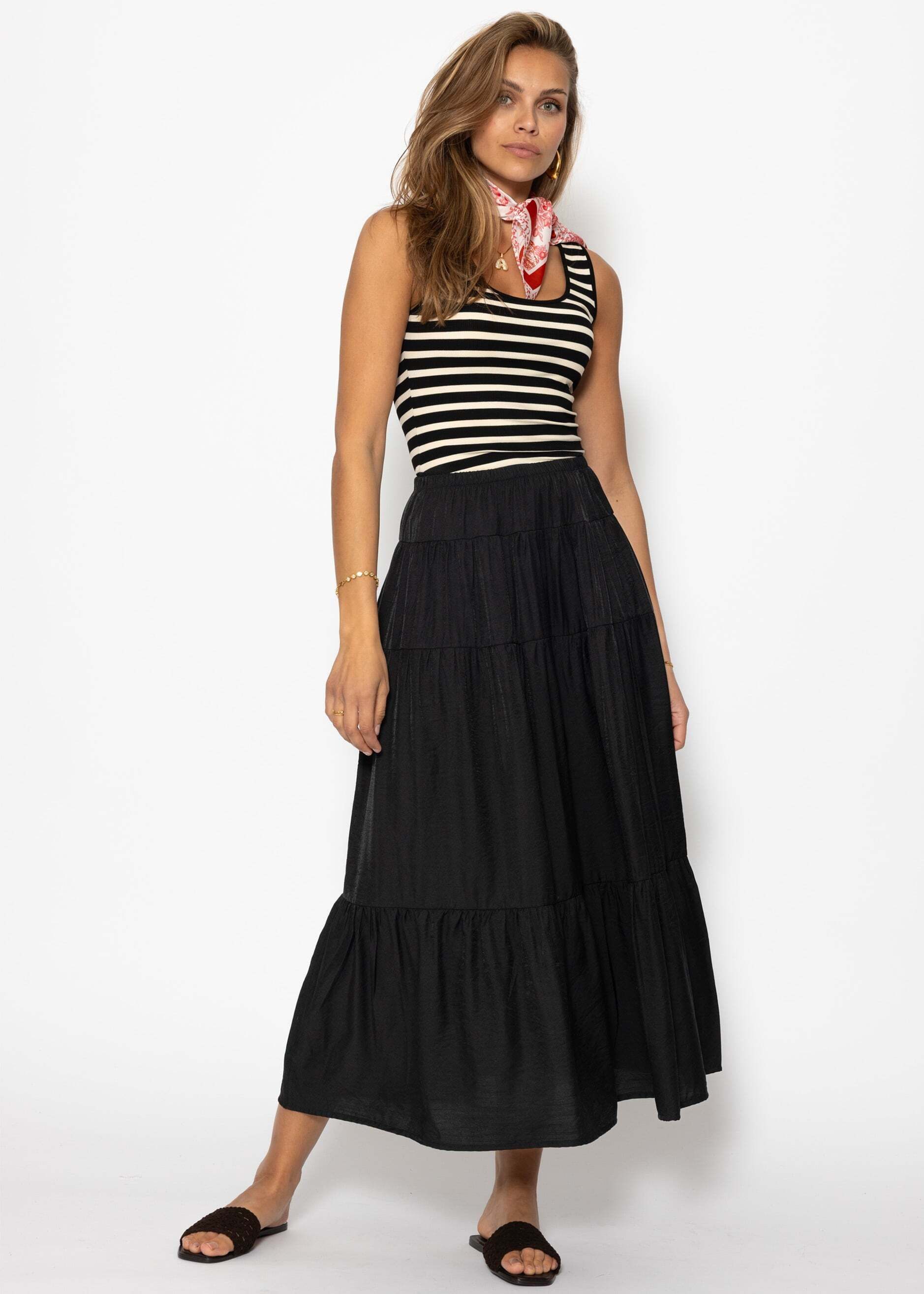 SASSYCLASSY Maxirock Glänzender Maxi Volantrock für Damen Eleganter Rock mit mehreren Stufen und elastischem Bund Braun Schwarz – Bild 4 von 5