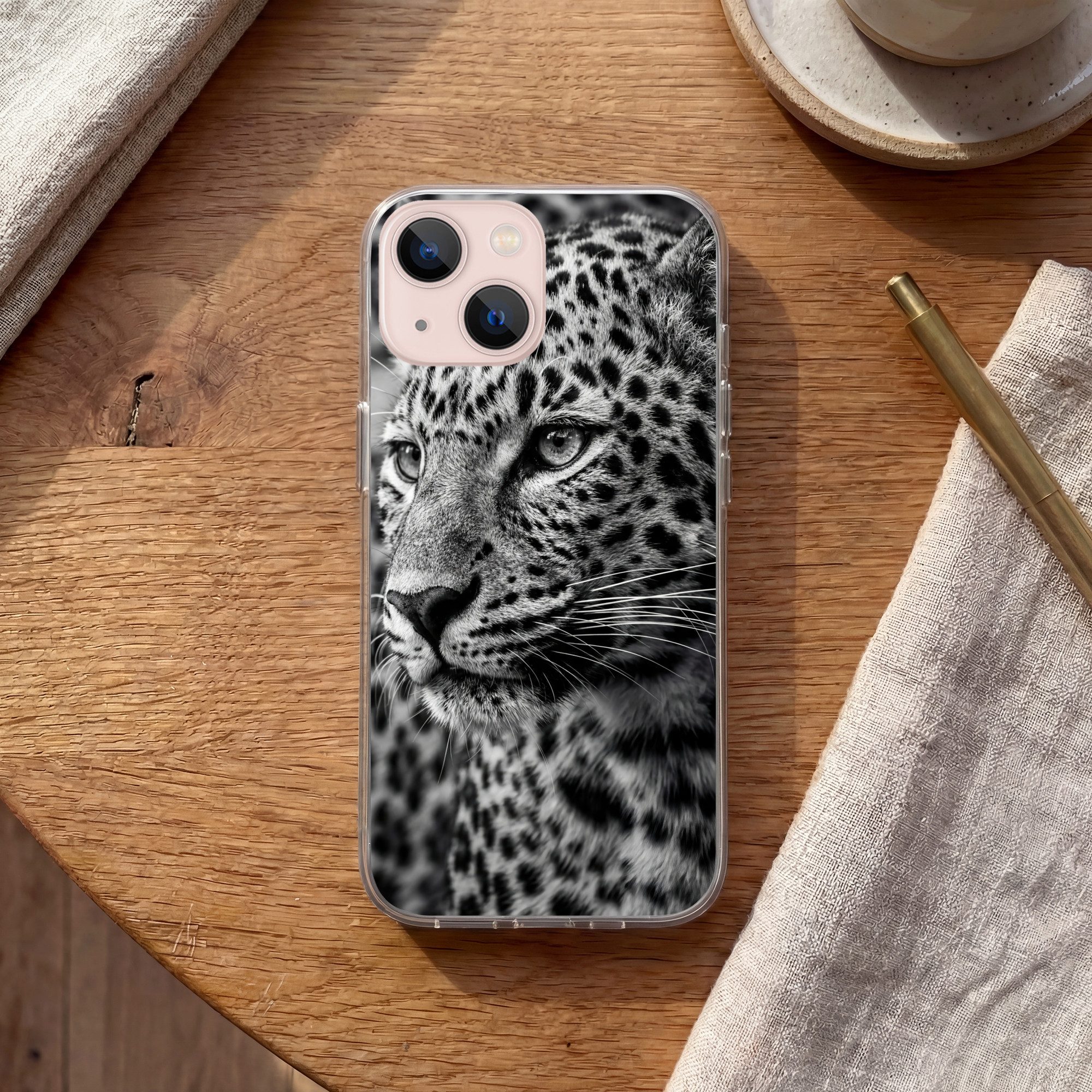 MuchoWow Handyhülle für Apple iPhone 13 Leopard - Schwarz - Weiß - Auge, Smartphone-Bumper, Print, Handy Schutzhülle Dünn