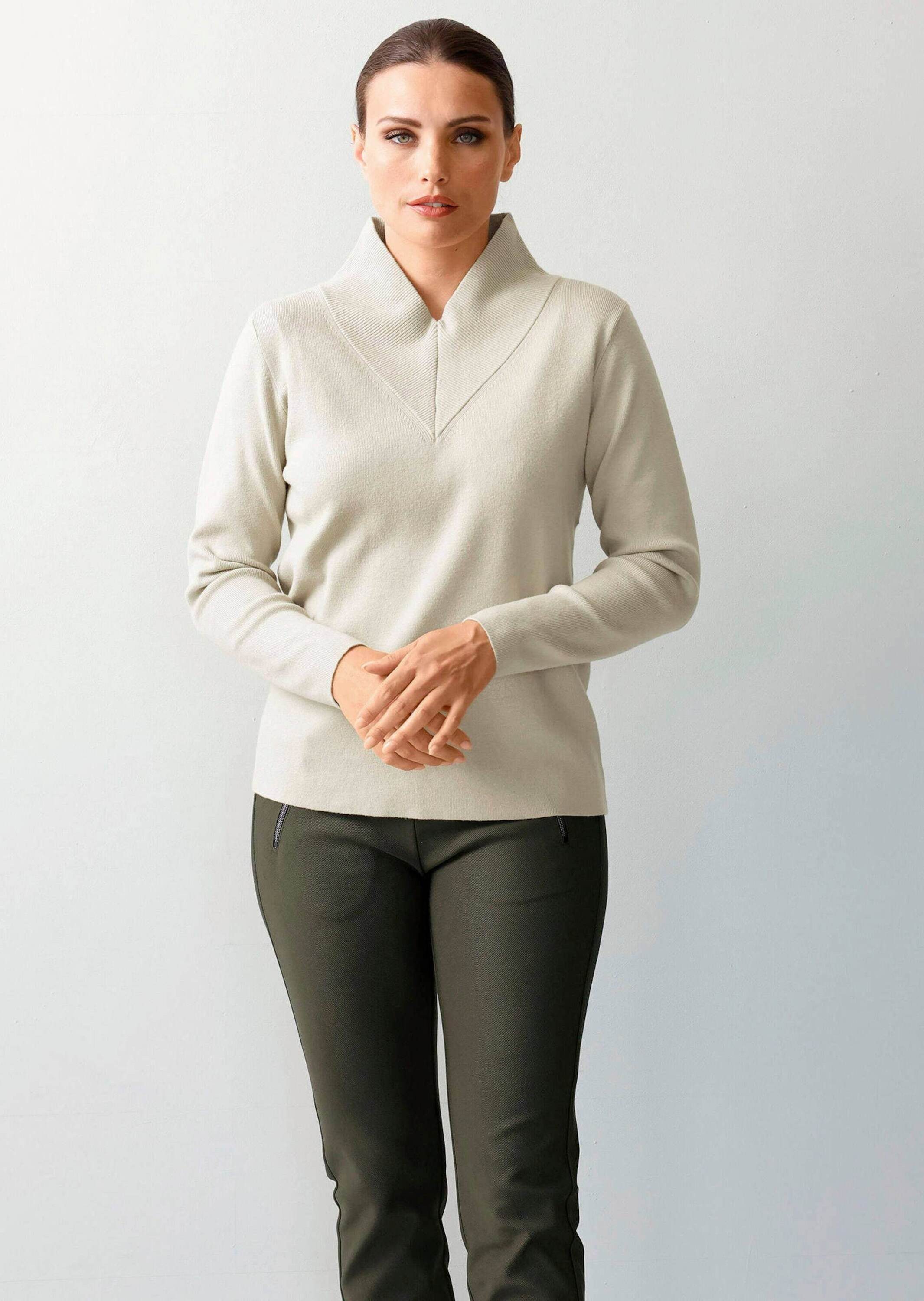 Alba Moda Strickpullover Pullover mit breitem V-Ausschnitt