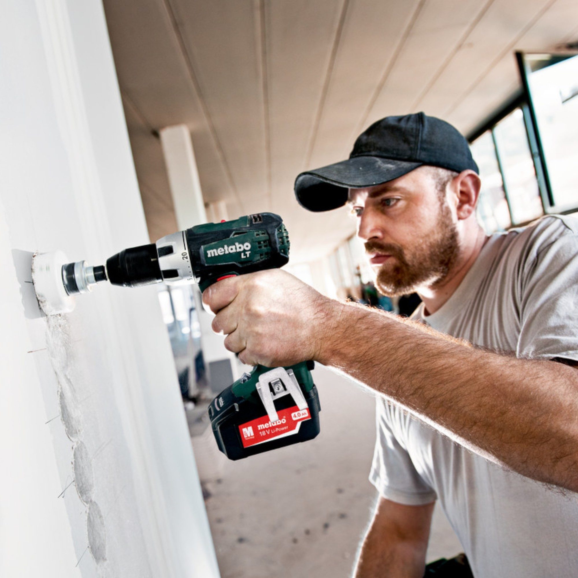 metabo Akku-Schrauber BS 18 LT 18 V 60 Nm + 1x Akku 4,0 Ah + Ladegerät + metaBOX