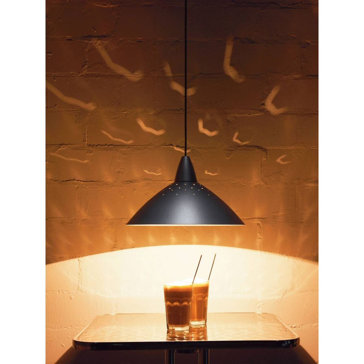 Brilliant Pendelleuchte Logo, Lampe Logo Pendelleuchte 35cm titan 1x A60, E27, 60W, geeignet für N