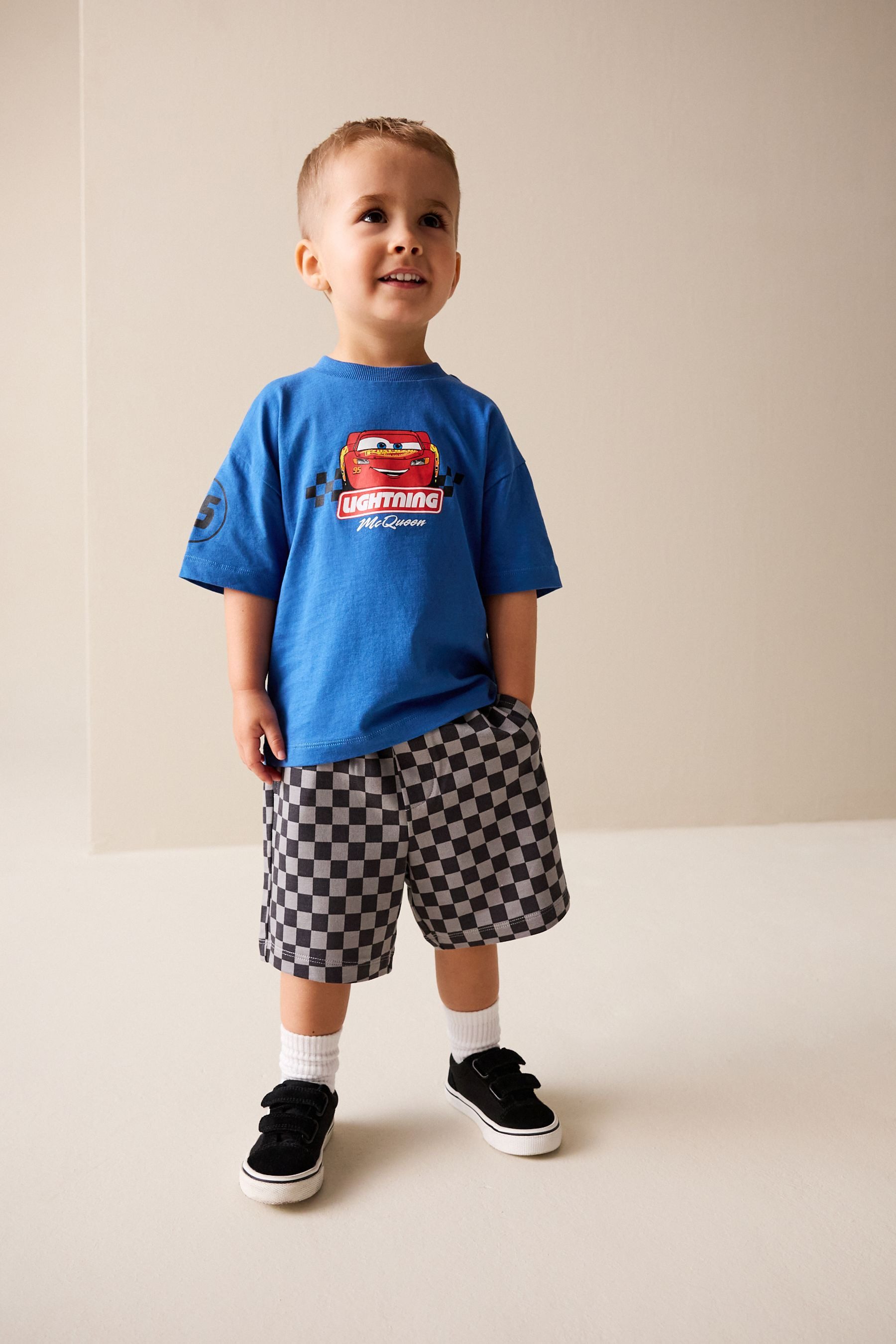 Next Shirt & Shorts T-Shirt und Shorts im Set, Disney Cars (2-tlg)