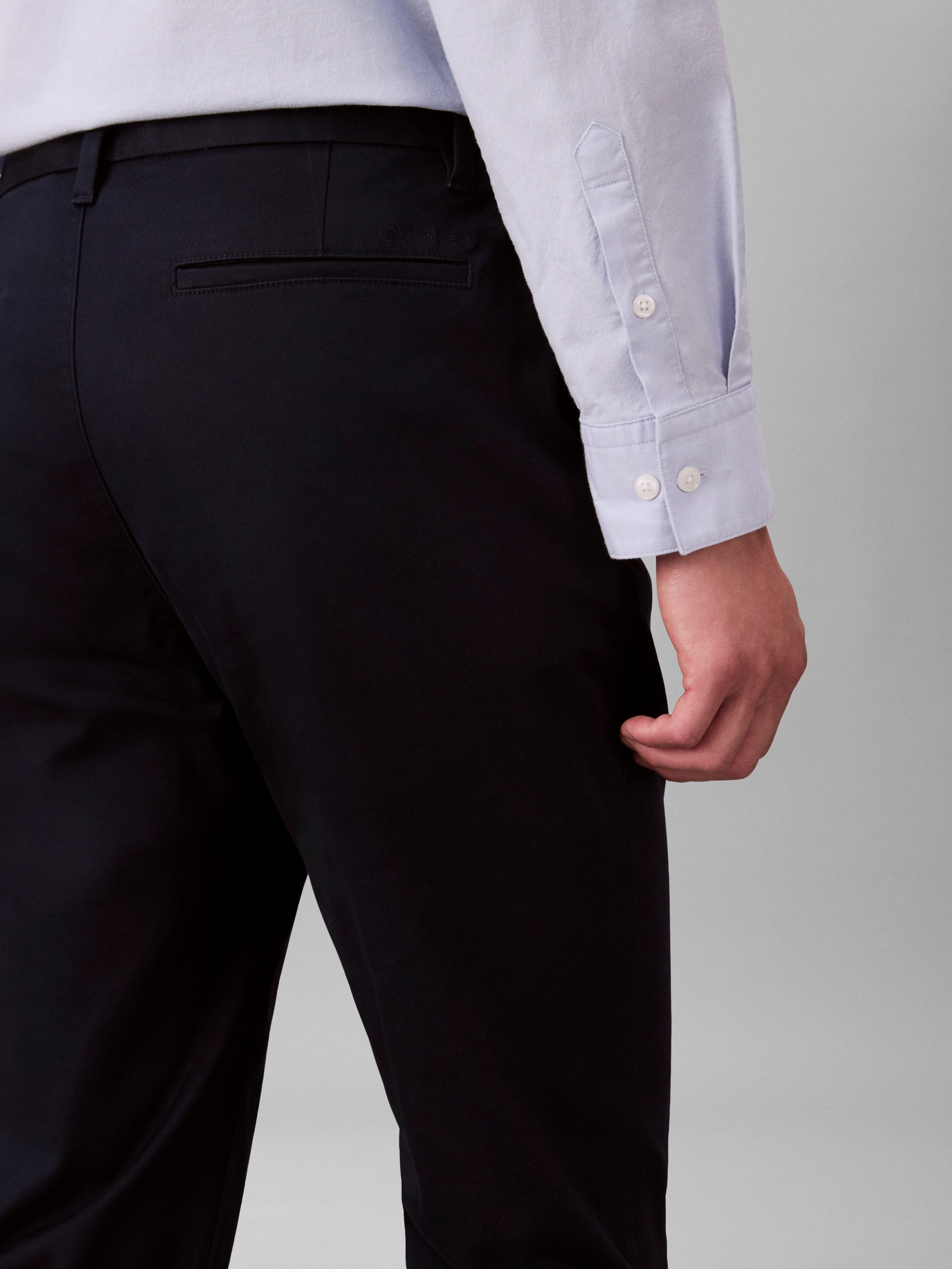 Calvin Klein Chinohose Mit Gürtelschlaufen günstig online kaufen