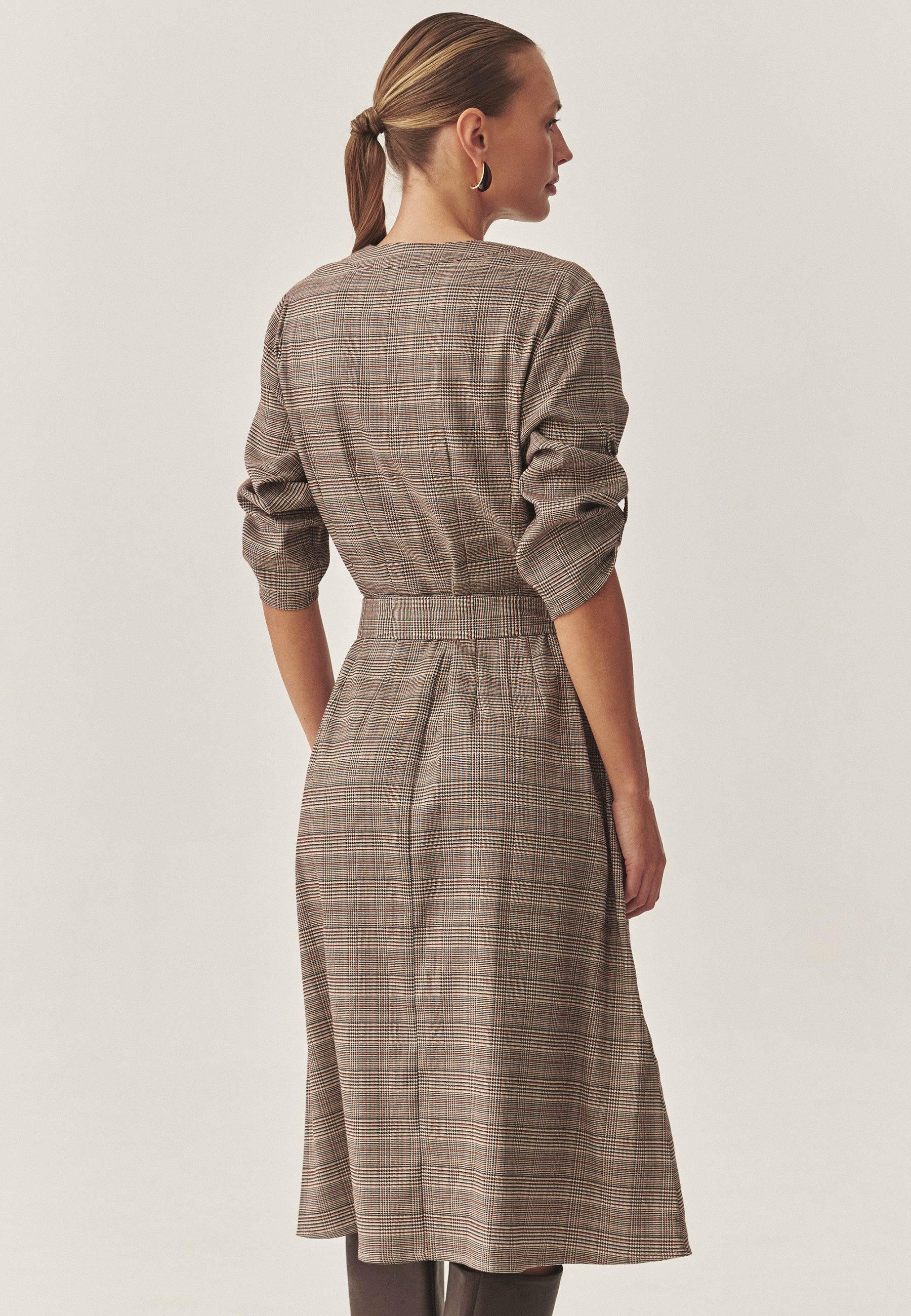 TATUUM Midikleid Kleid Aus Kariertem Stoff - Mankiri