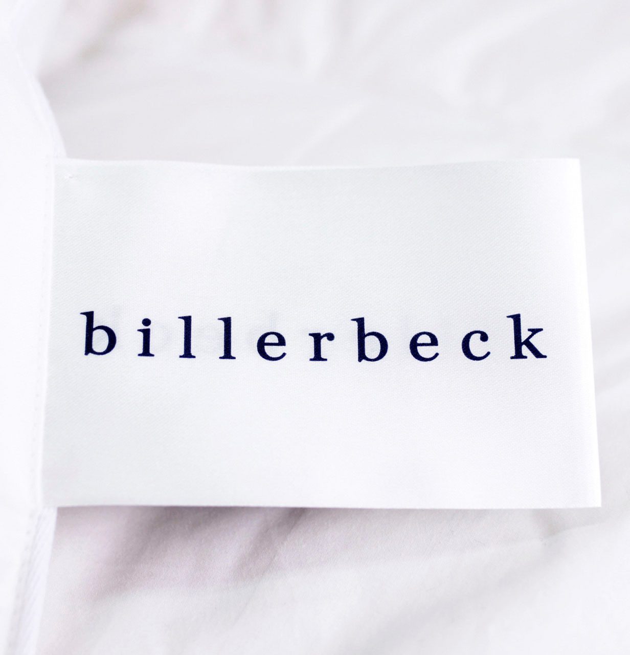 billerbeck Microfaserbettdecke Liliane Superlight, Bettdecke in 135x200 cm, 155x220 cm, Sommer, Füllung: Kunstfaser, Bezug: 100% Baumwolle, Die pflegeleichte Sommerdecke