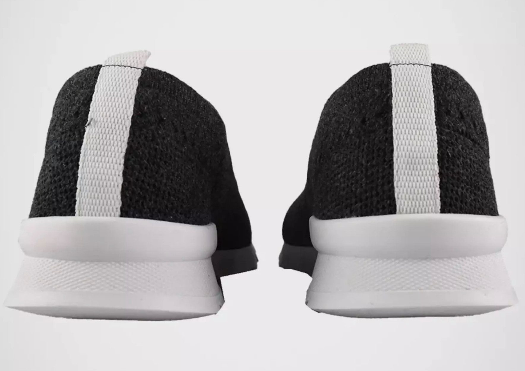 Kiton Bequeme Pure Kaschmir Schuhe Sneaker Hergestellt von erfahrenen Handwerkern im Kiton-Atelier in Neapel