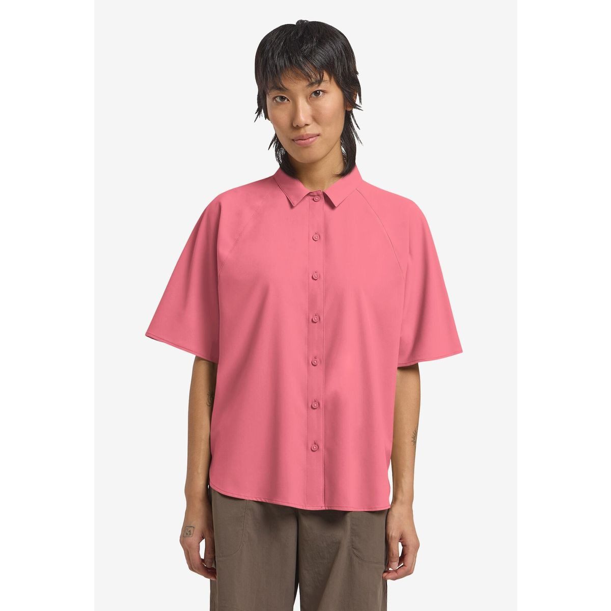 Jack Wolfskin Outdoorbluse Sierra Quest SS Shirt W Leichtes und schnelltrocknendes Damen-Sommerhemd mit atmungsaktivem