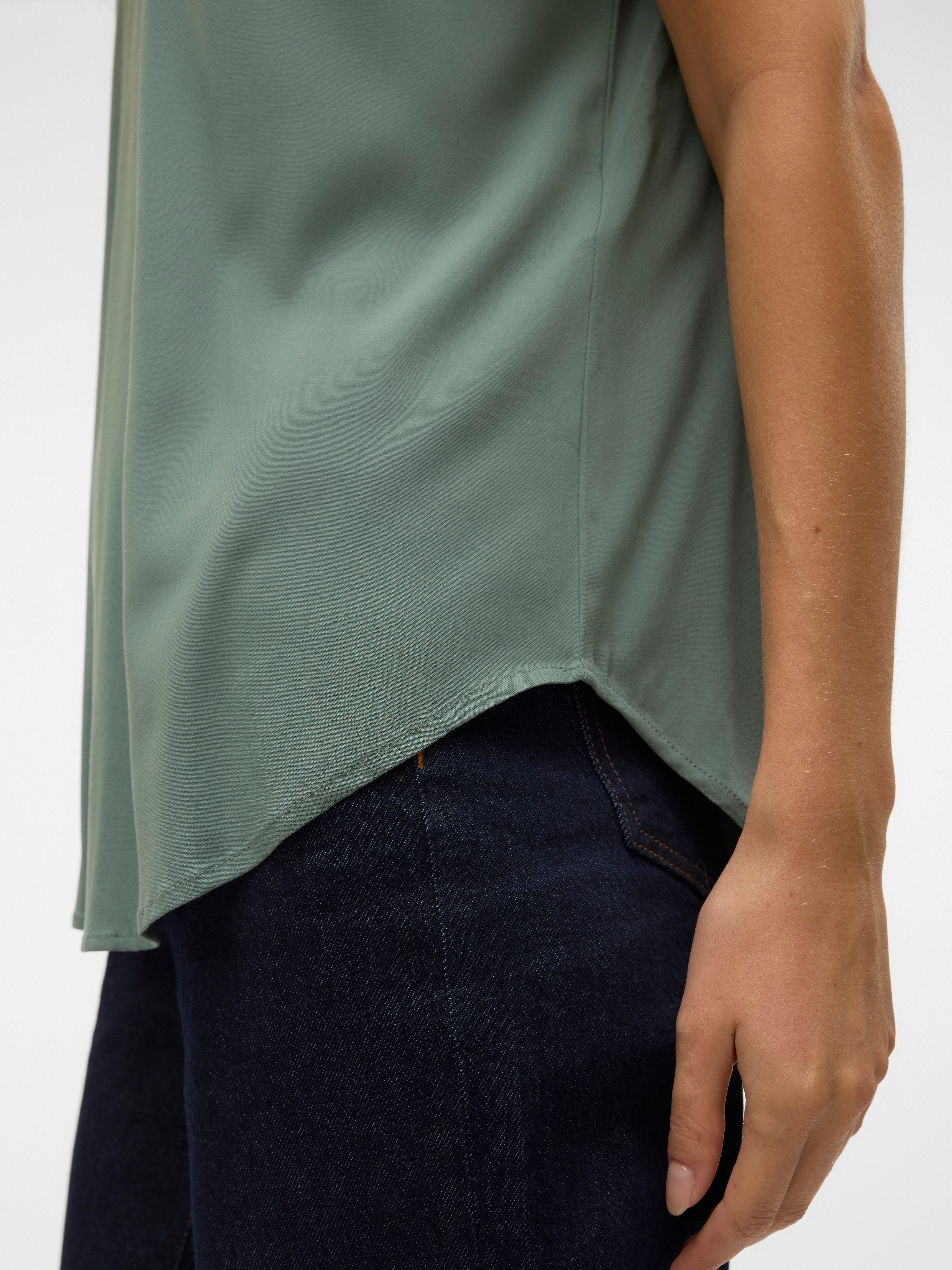 Vero Moda Blusenshirt VMBELLA SS TOP WVN GA NOOS Viskosemischung, abgerundeter Saum