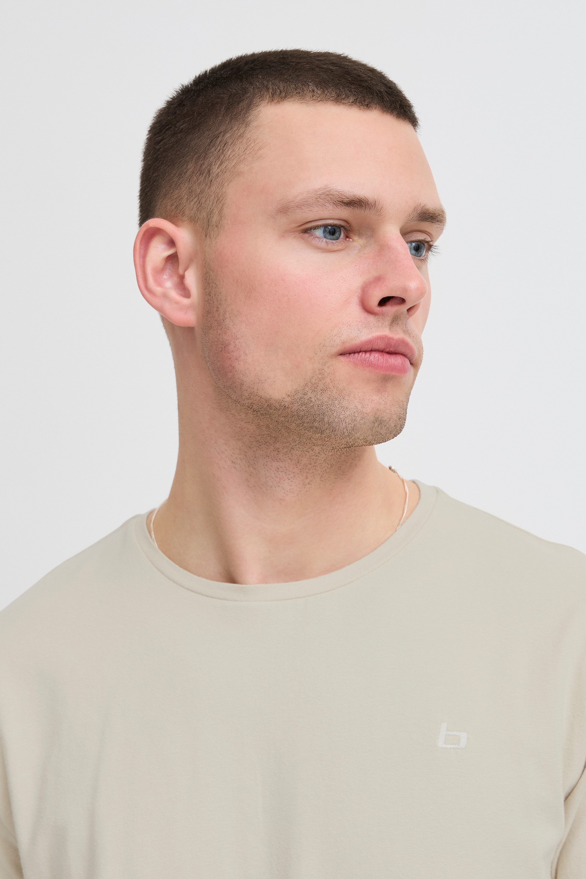 Blend Rundhalsshirt BHDinton tee crew mit Markenlabel, aus Baumwollmischung, Regular Fit, in Single Jersey