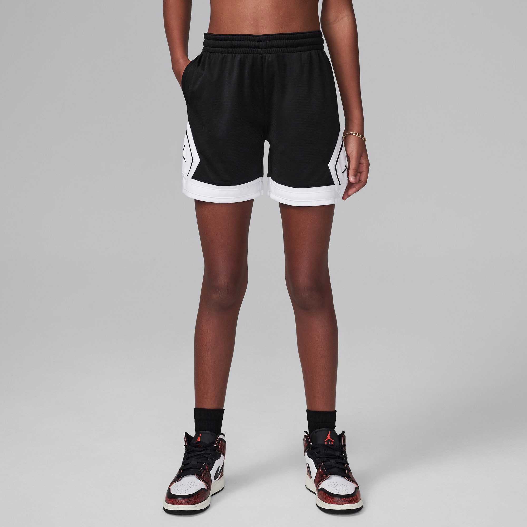 Jordan Trainingsshorts JDG WJ SPORT DIAMOND SHORT für Kinder, mit Diamant-Seiteneinsätzen, aus Mesh-Gewebe