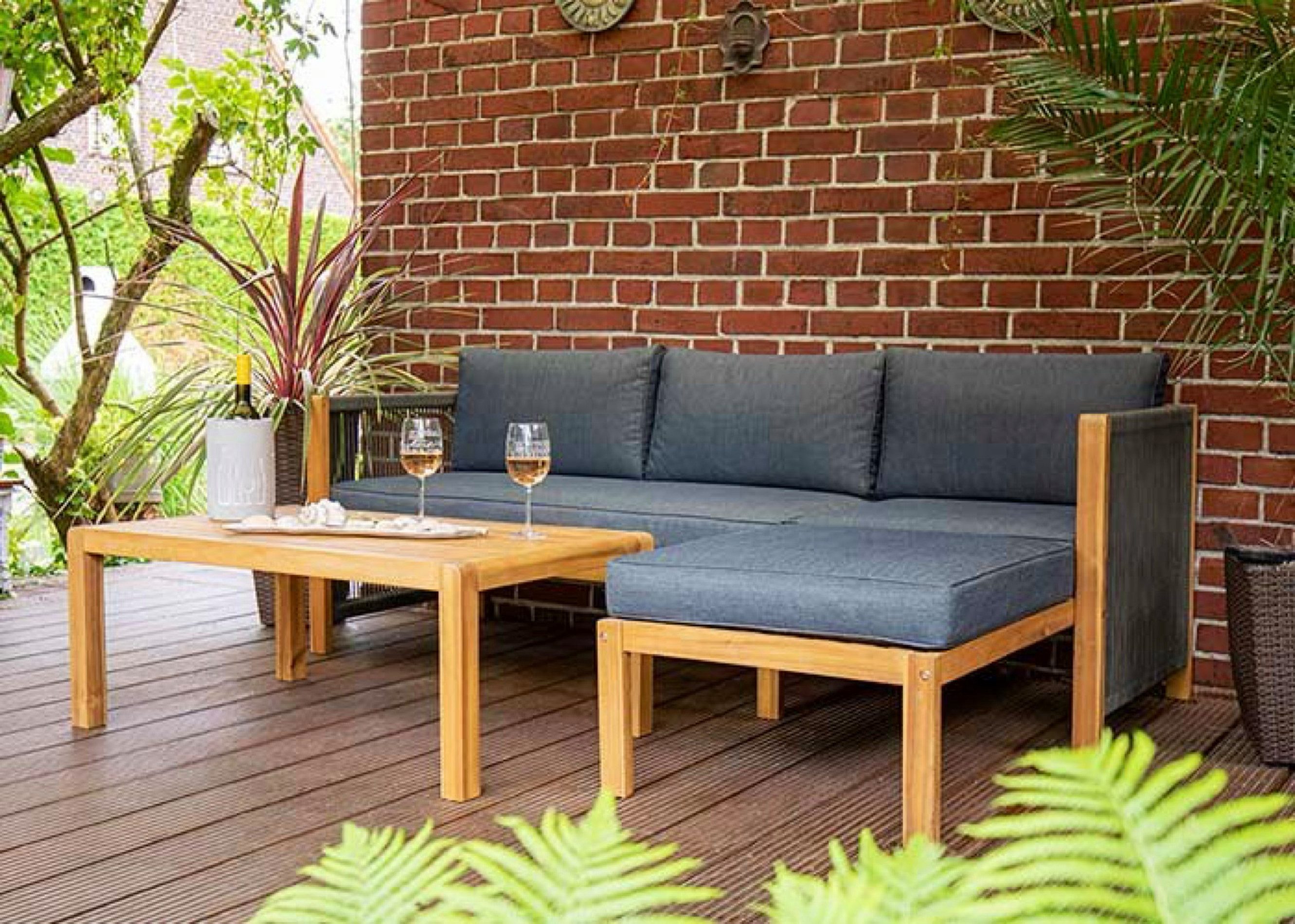acamp Gartenlounge-Set Akazienholz Loungegruppe 3-teilig, Ottomane, FSC, Couchtisch, (Spar-Set, 3-tlg., 3-teilig: Sofa, Ottomane & Couchtisch), witterungsbeständig, wetterfest, FSC Akazienholz, Ottomane, Outdoor