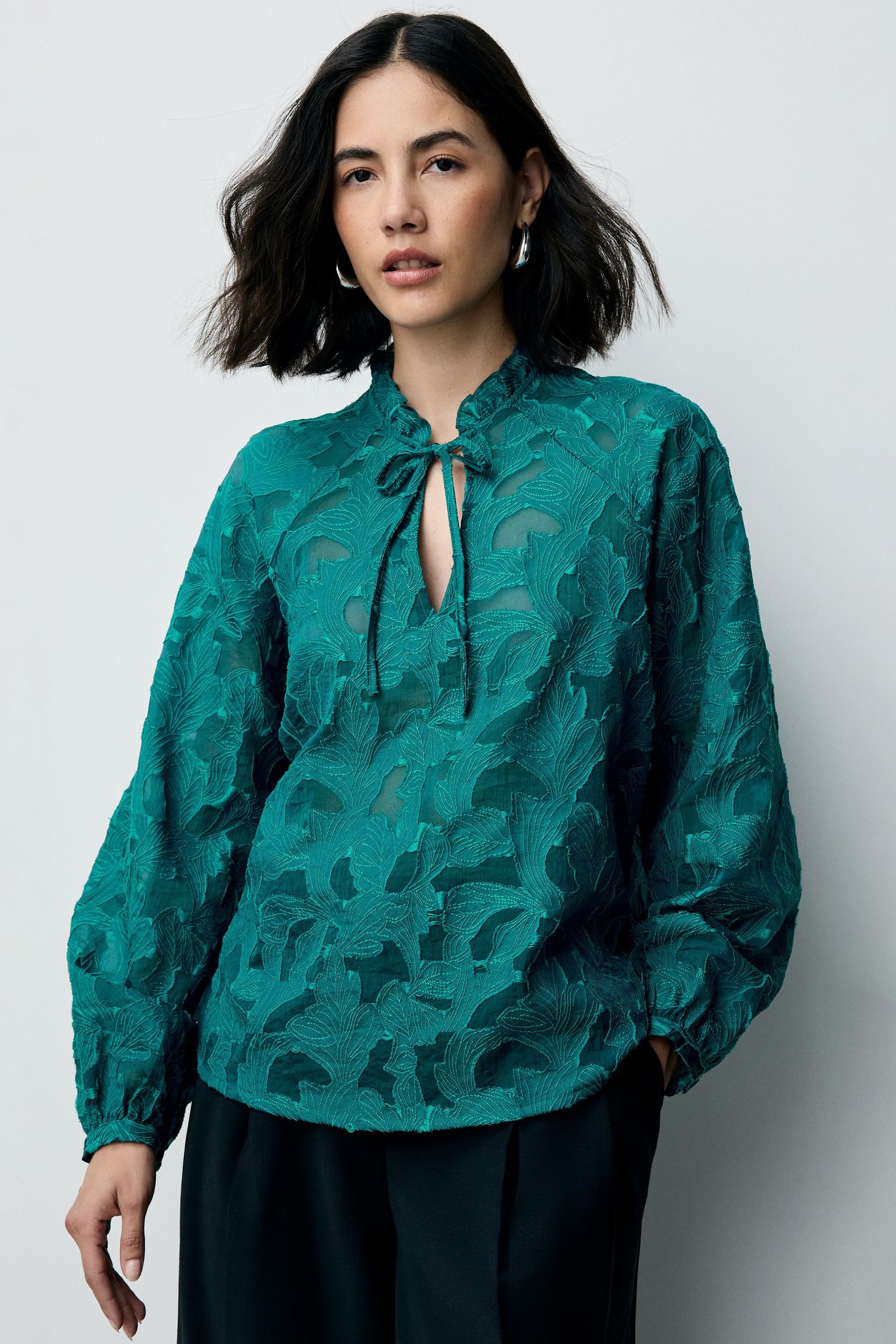 Next Langarmbluse Langärmelige Jacquard-Bluse (1-tlg)