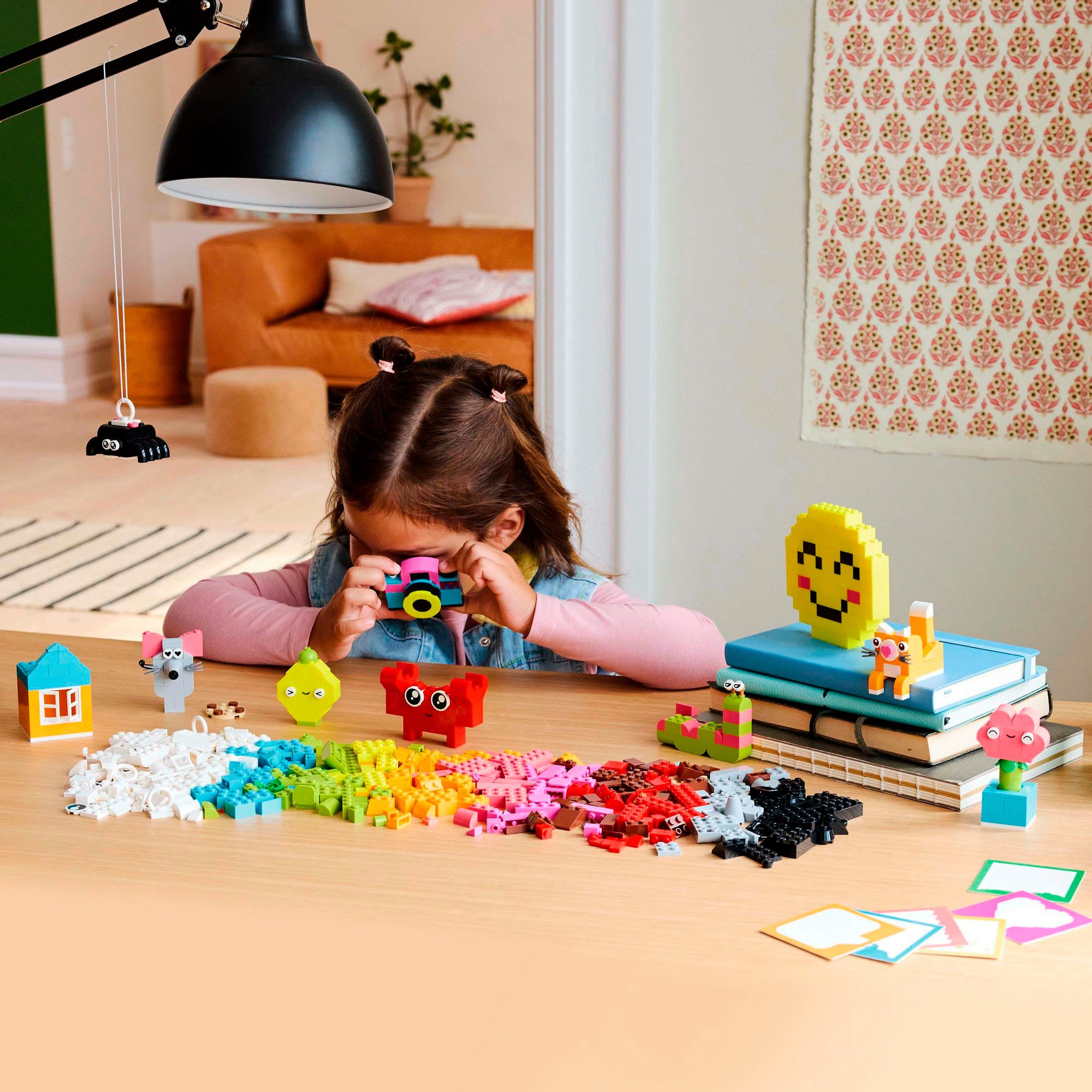 LEGO® Kreative Spaßbox (11042), LEGO Classic Konstruktionsspielsteine, (680 günstig online kaufen