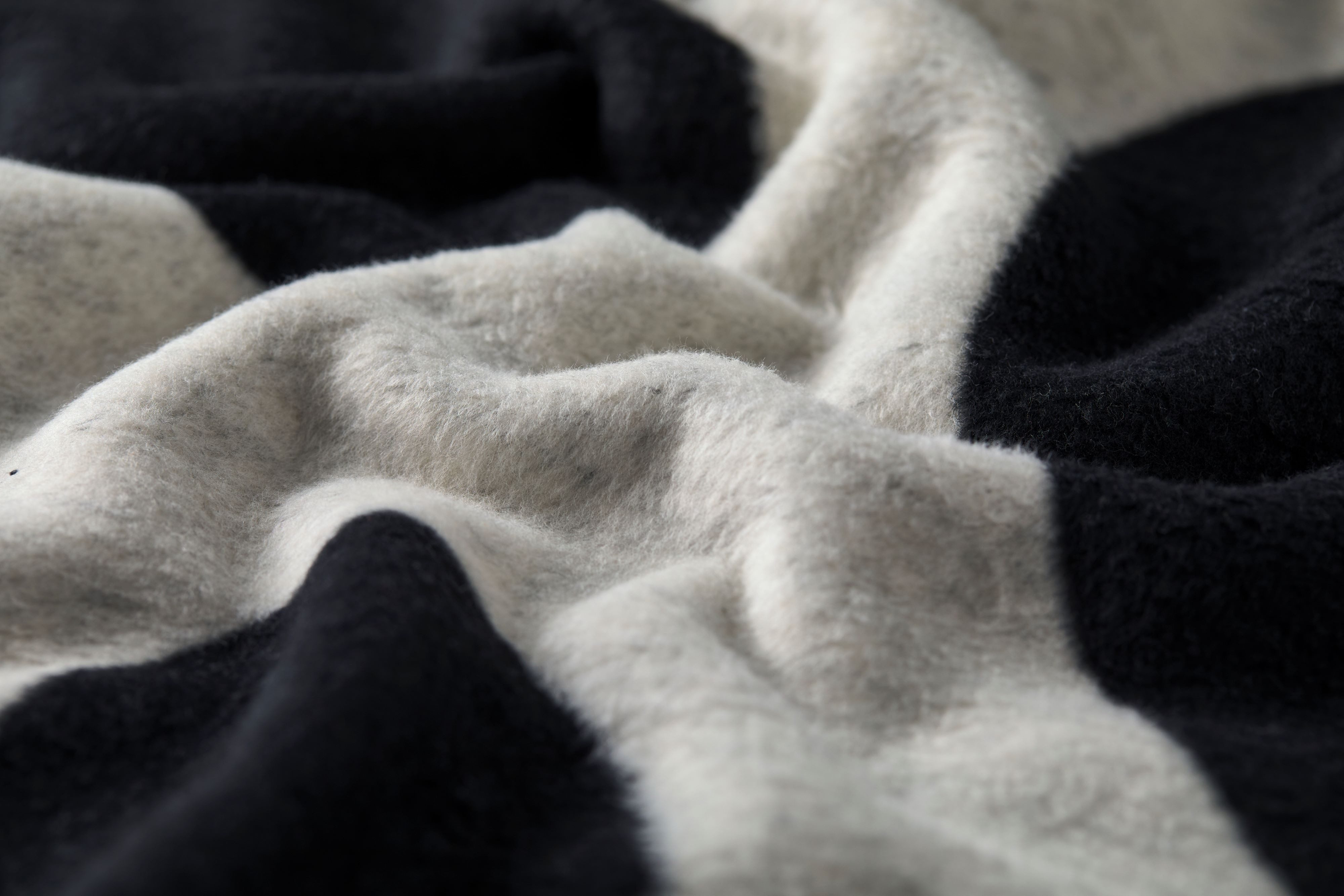 Wohndecke Kurzflor Savona 'abstrakte Pflanzen' 150 günstig online kaufen