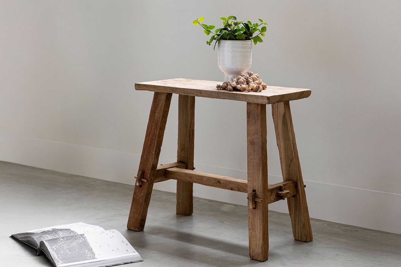 DTP Fußhocker Beisteller Rinjani recycletes Teakholz