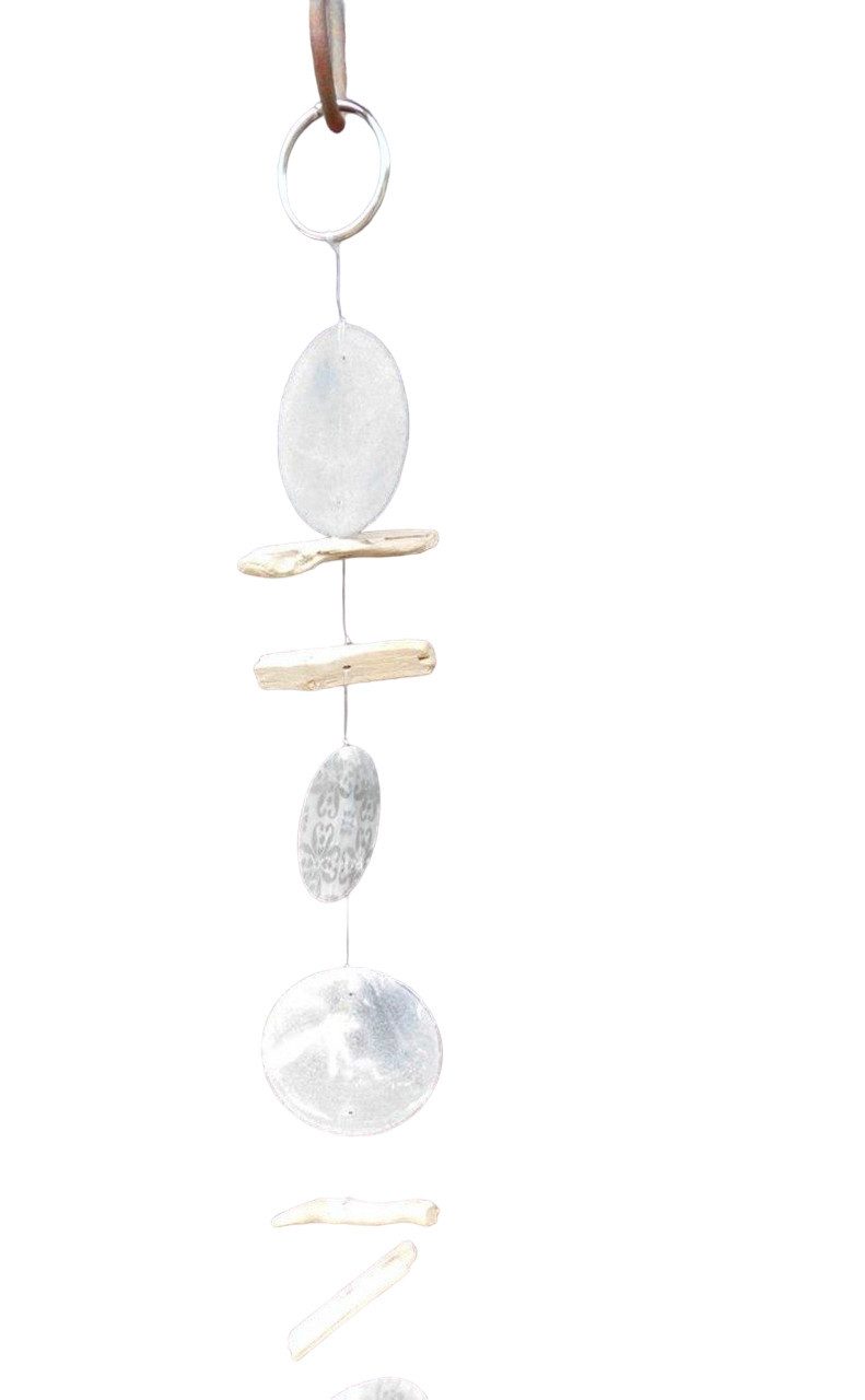 Dekohänger Zauberhafte Girlande, Windspiel, Treibholz, Perlmutt grau 120 cm