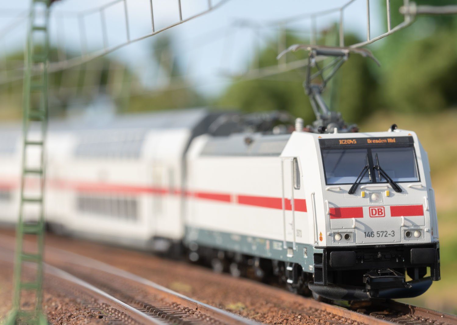 Märklin Elektrolokomotive Elektrolokomotive Baureihe 146.5 - 37449, Spur H0, mit Licht- und Soundeffekten; Made in Europe