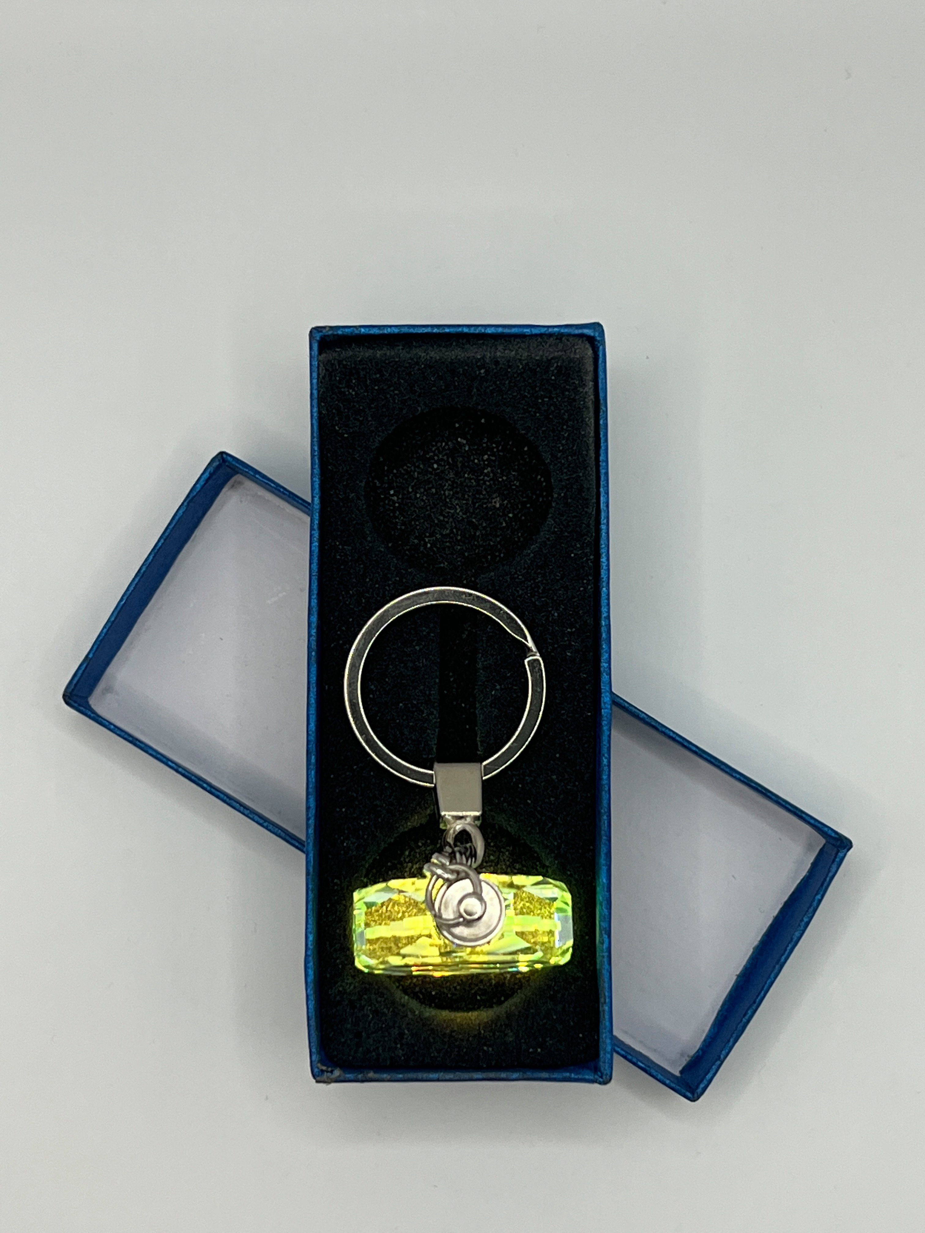 Stelby Schlüsselanhänger Unendlichkeitszeichen Schlüsselanhänger Y Multicolor mit Geschenkbox
