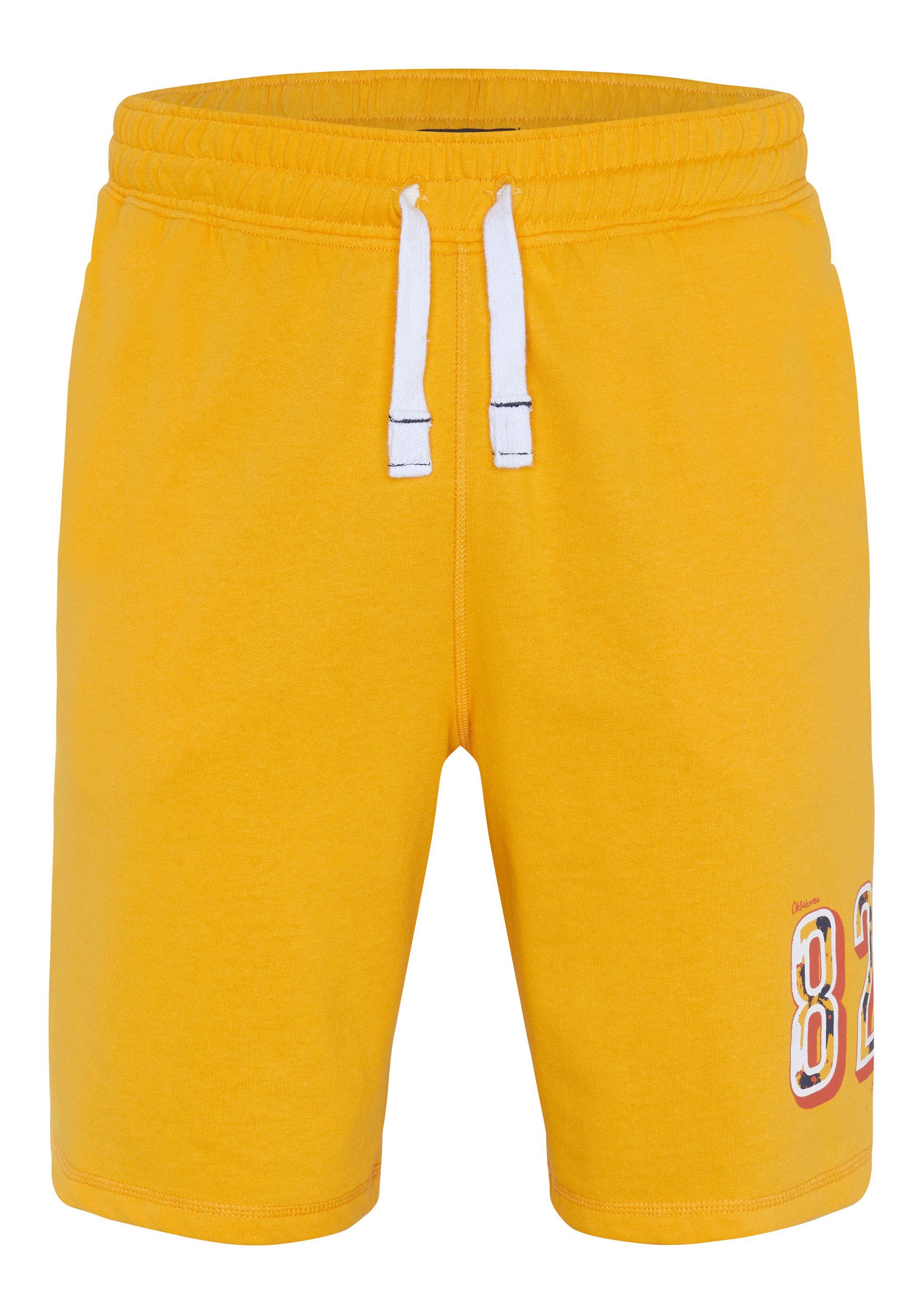Oklahoma Jeans Sweatshorts mit kleinem Logo am Bein 15-1062 Gold Fusion