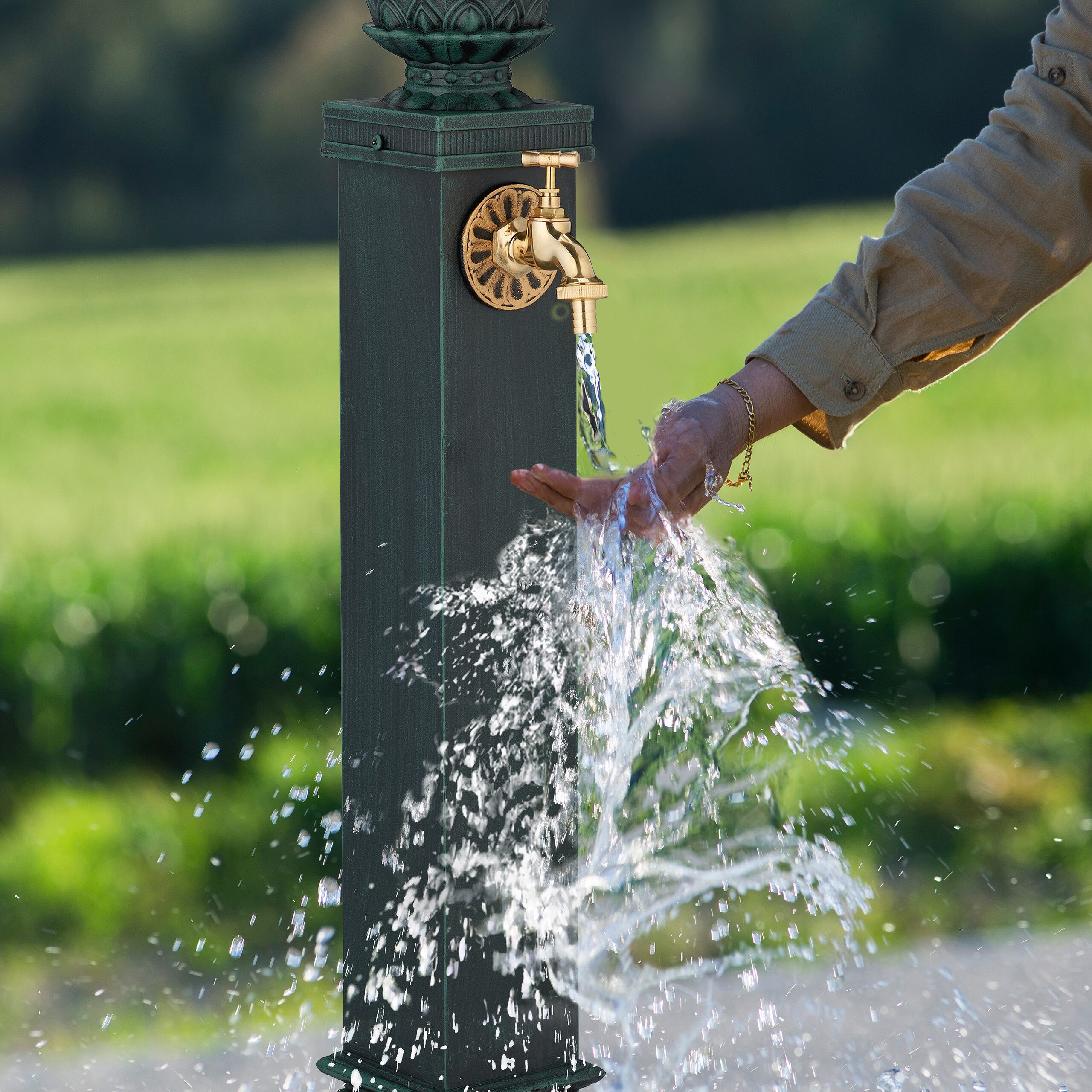 relaxdays Gartenbrunnen Standbrunnen antik 80 cm, grün
