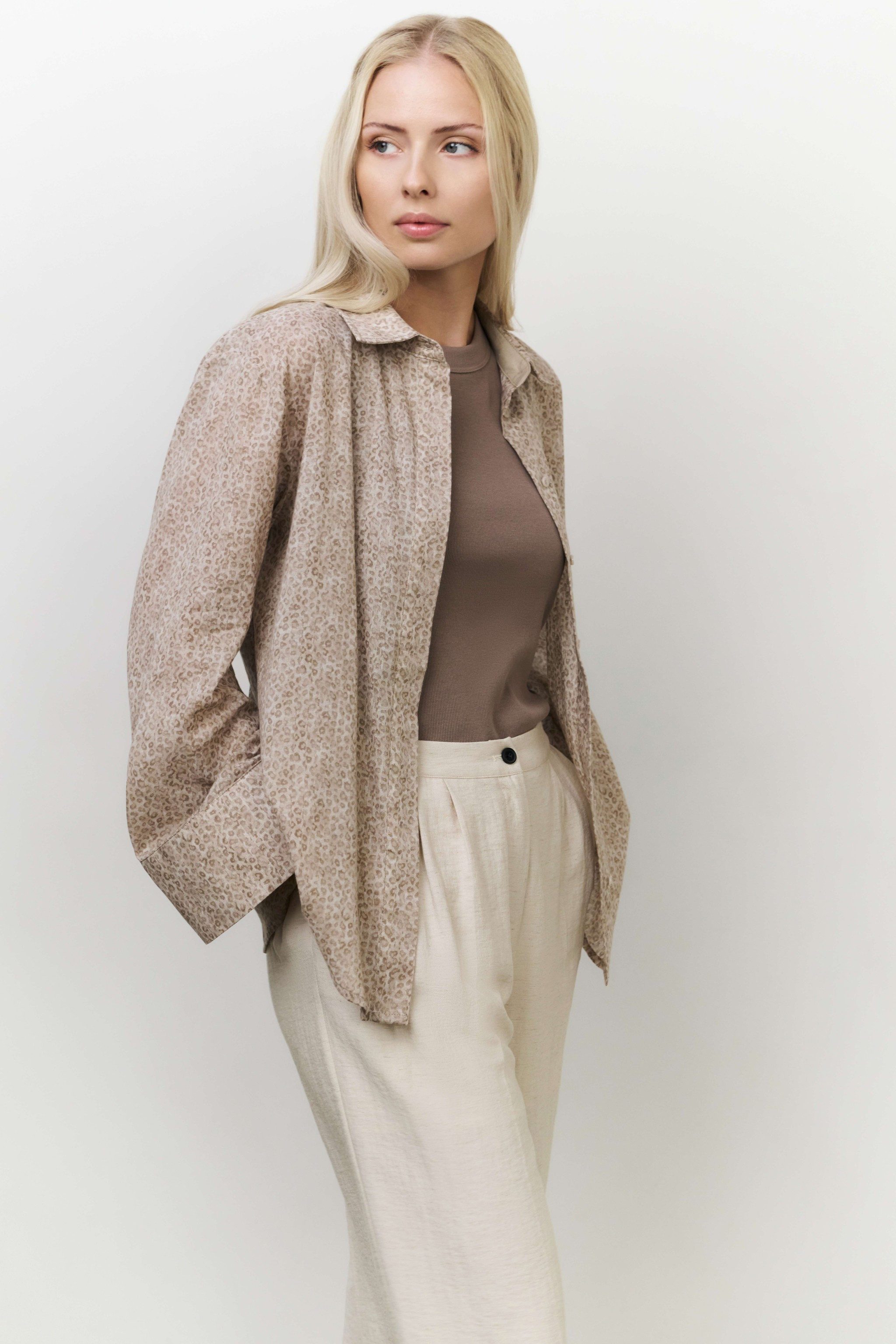 YAYA Kurzarmbluse Bluse mit Leopardenmuster günstig online kaufen