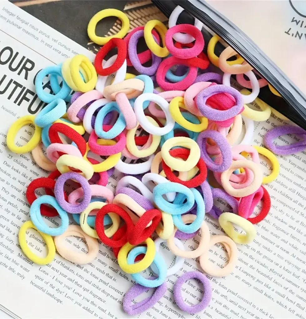 Montegoni Haarclip 200 bunte Nylon-Haarbänder & Scrunchies – weich, dehnbar & stylisch, Set, 200 Stück bunte Nylon-Haargummis, Flexibles Nylon, schonend zum Haar, Bunte Haargummis