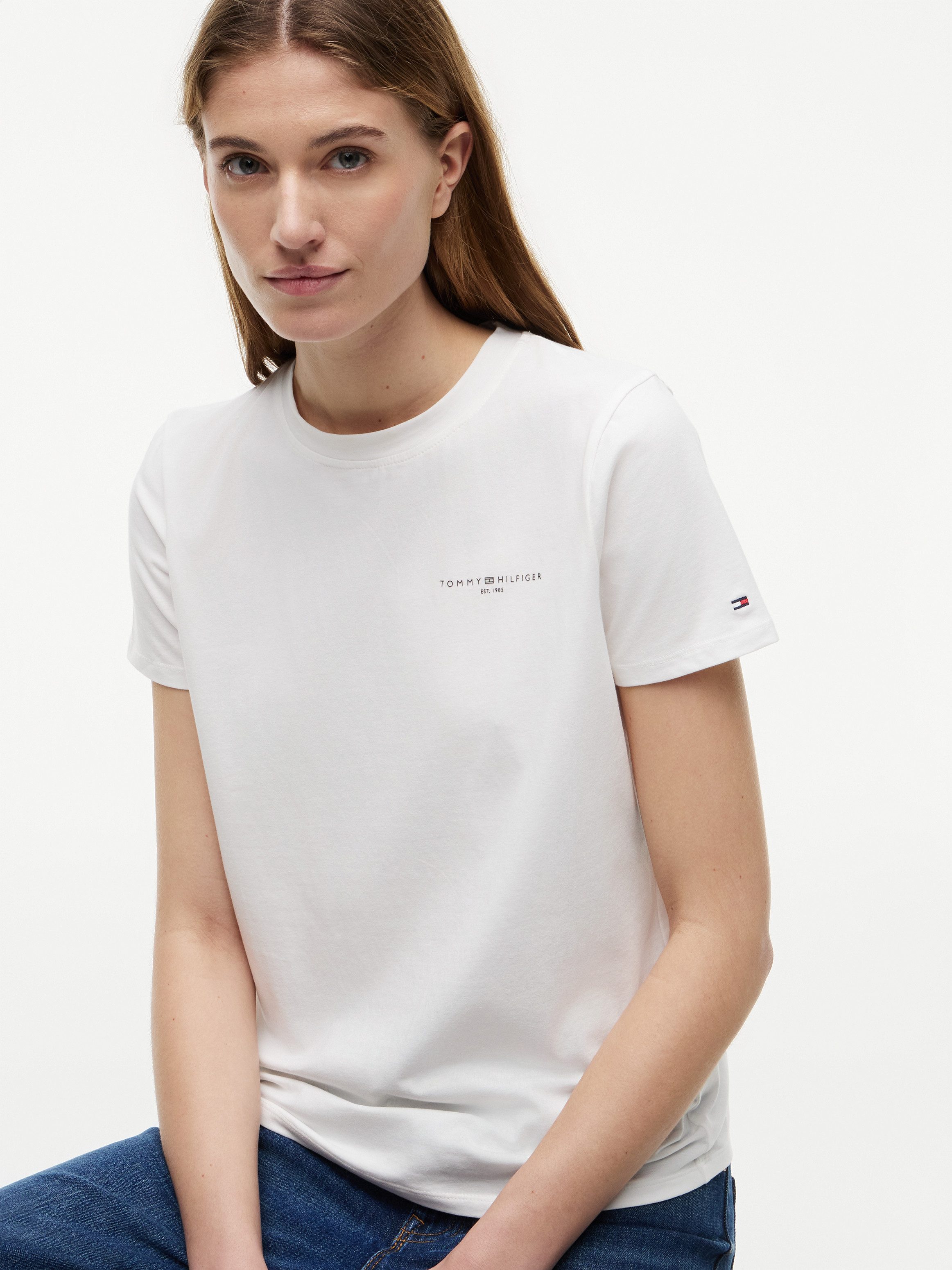Tommy Hilfiger Rundhalsshirt 1985 REG MINI CORP LOGO C-NK SHORT SLEEVE mit Tommy Hilfiger Logoschriftzug und Bestickung