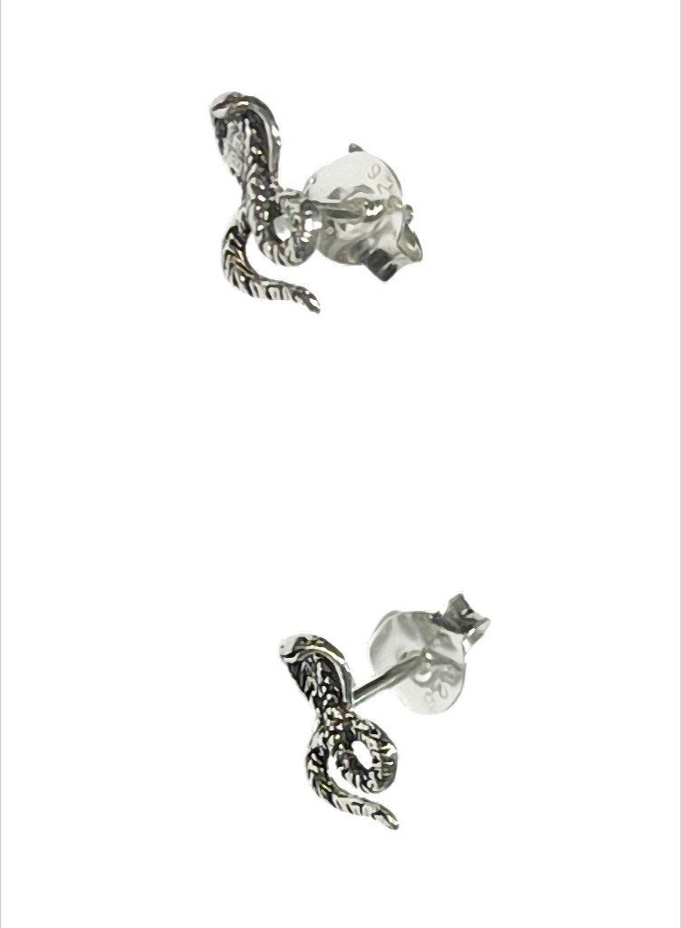 Paar Ohrstecker „SilverSerpent“ Kobra – 925er Silber – ca. 9 x 5 mm