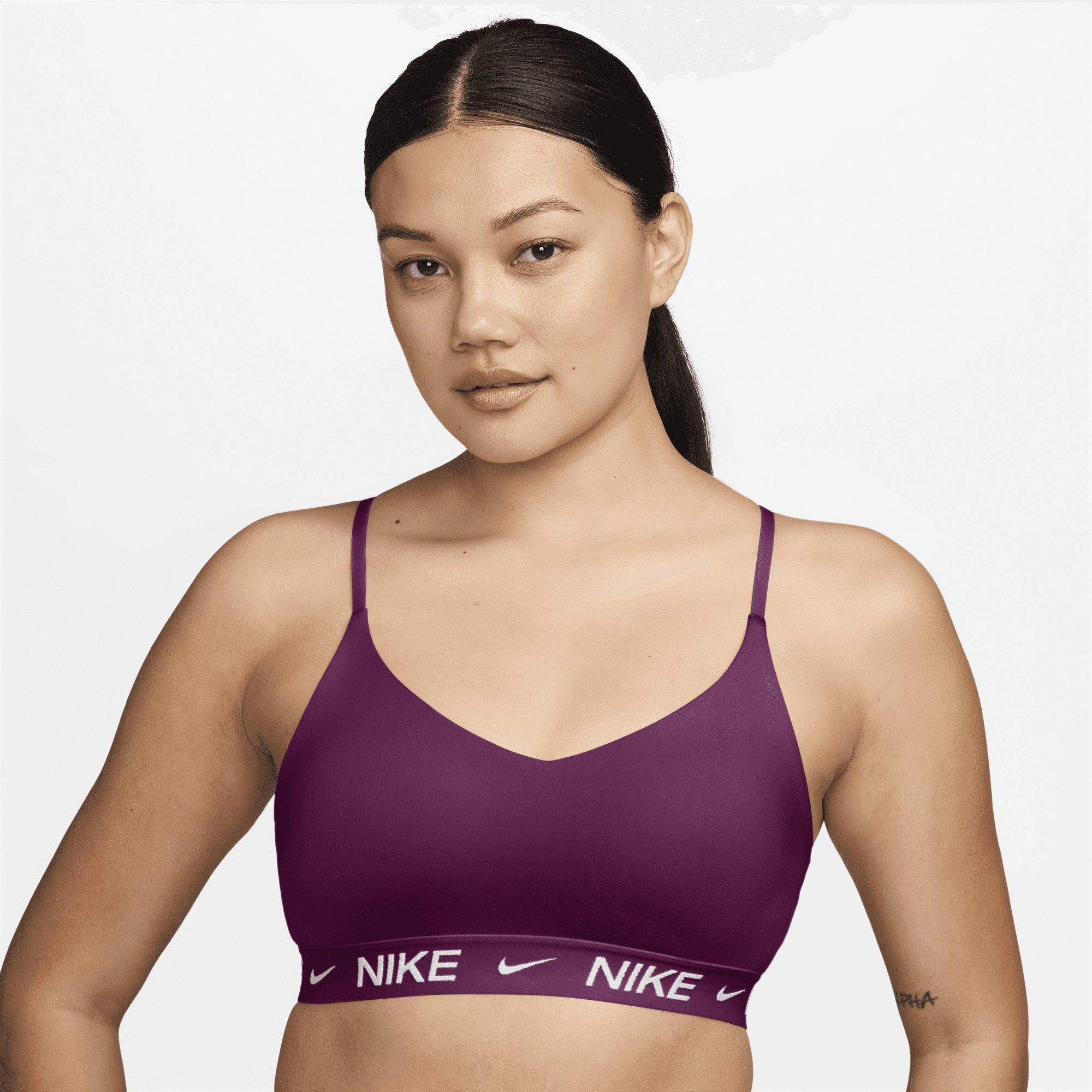 Nike Sport-BH W NK DF INDY LGT SPT BRA ohne Bügel, mit Polstern, atmungsaktiv, schnell trocknend