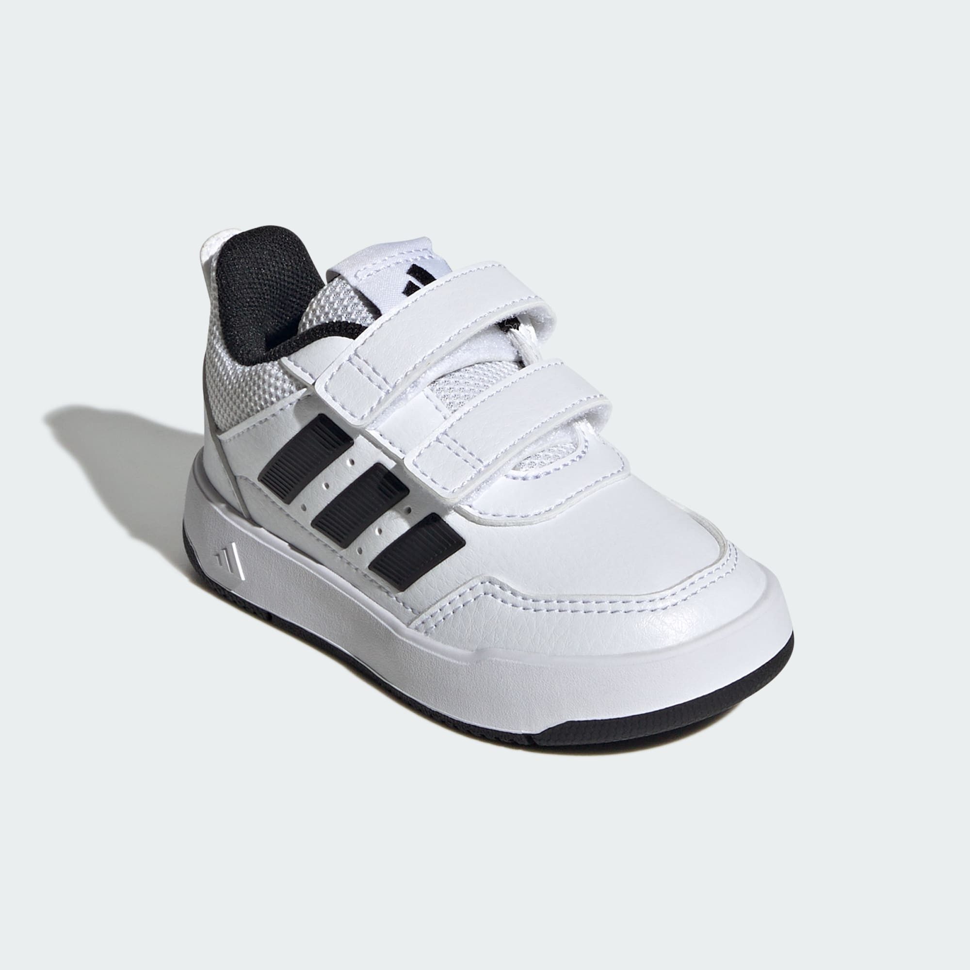 Cloud White / Core Black / Cloud White