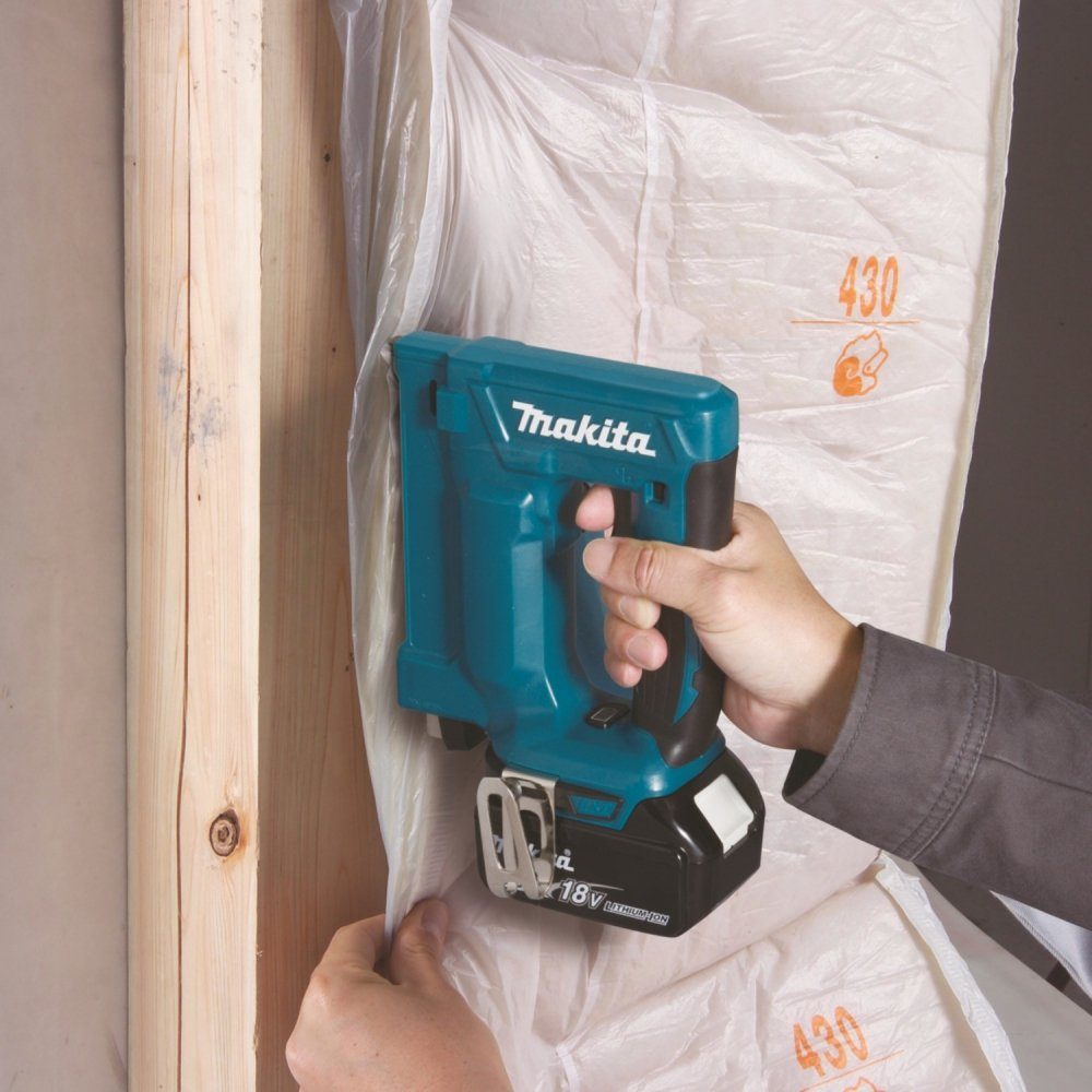 Makita Akku-Stauchkopfnagler DST112Z - Akku-Tacker - blau/schwarz