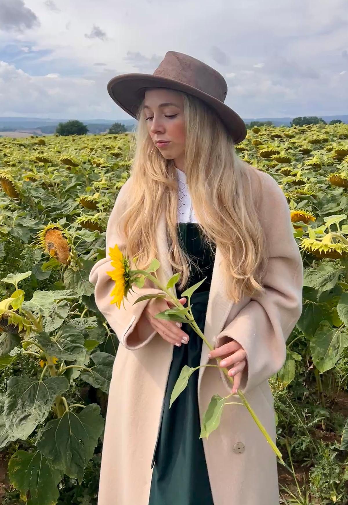 Hollert Wintermantel Maxi Mantel aus Wolle und Alpaka Isadora