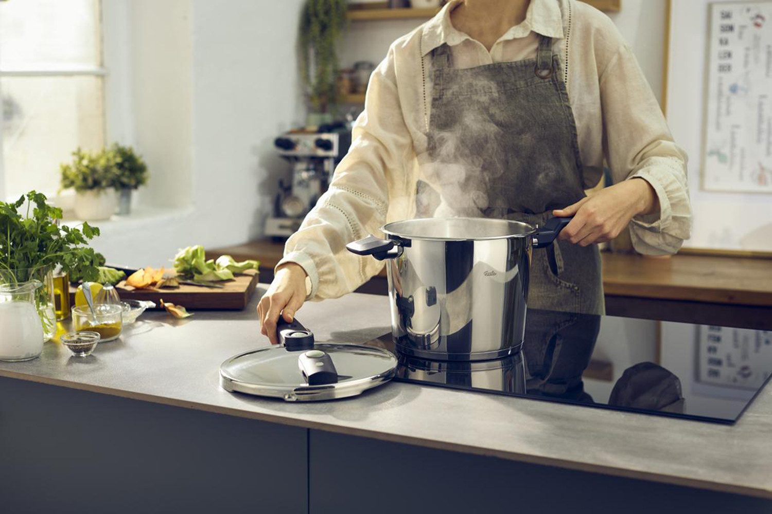 Fissler Schnellkochtopf Vitaquick®Elemental Dampfkochtopf Premium Drucktopf, Edelstahl 18/10 (Set, 3-tlg., Schnellkochtopf + Schnellbratpfanne + 1 Deckel), Schn – Bild 5 von 5
