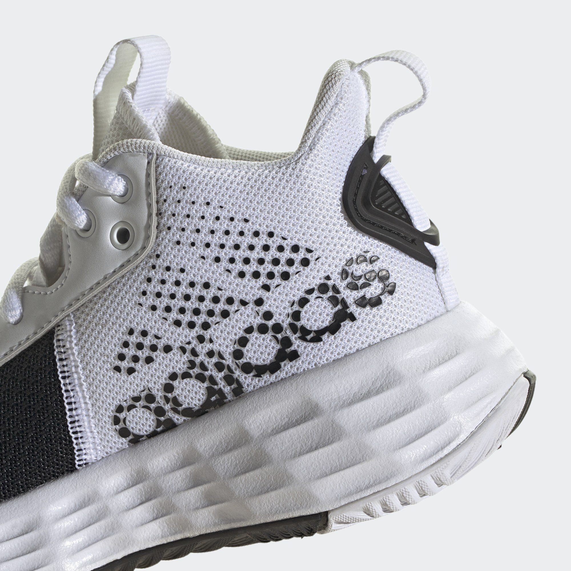 / Core 2.0 adidas White Core Cloud Black / Basketballschuh Black Performance BASKETBALLSCHUH OWNTHEGAME