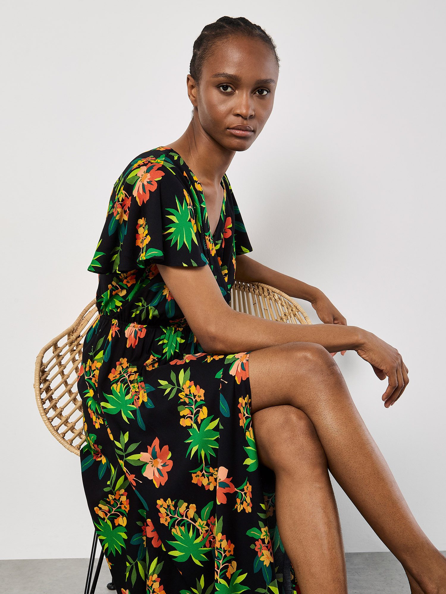 Apricot Druckkleid Tropisches Maxikleid, in Wickeloptik günstig online kaufen
