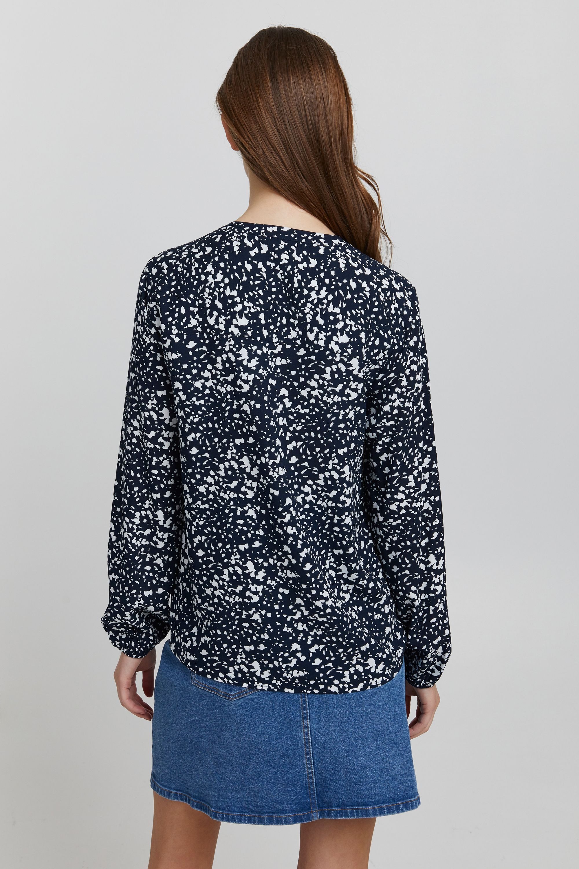 OXMO Langarmbluse OXElvy Modische Bluse