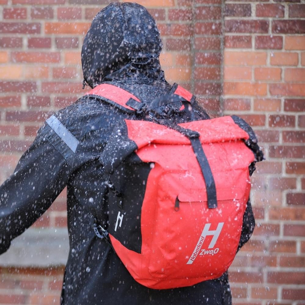 Haberland Fahrradrucksack Haberland Bike-Rucksack H2O schwarz/rot - wasserdichte Gepäckträgertas