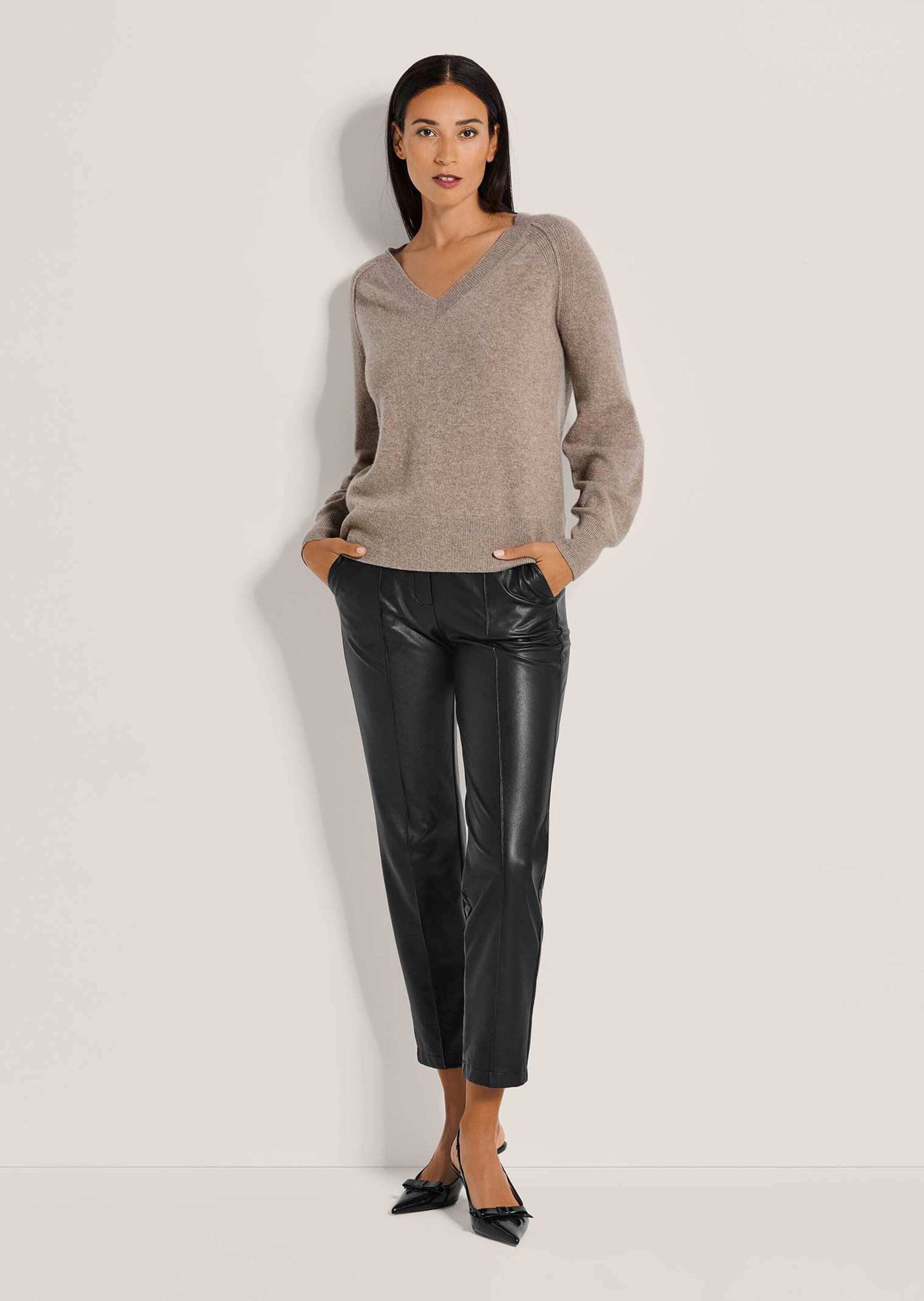 MADELEINE Strickpullover V-Pullover mit Kaschmir günstig online kaufen